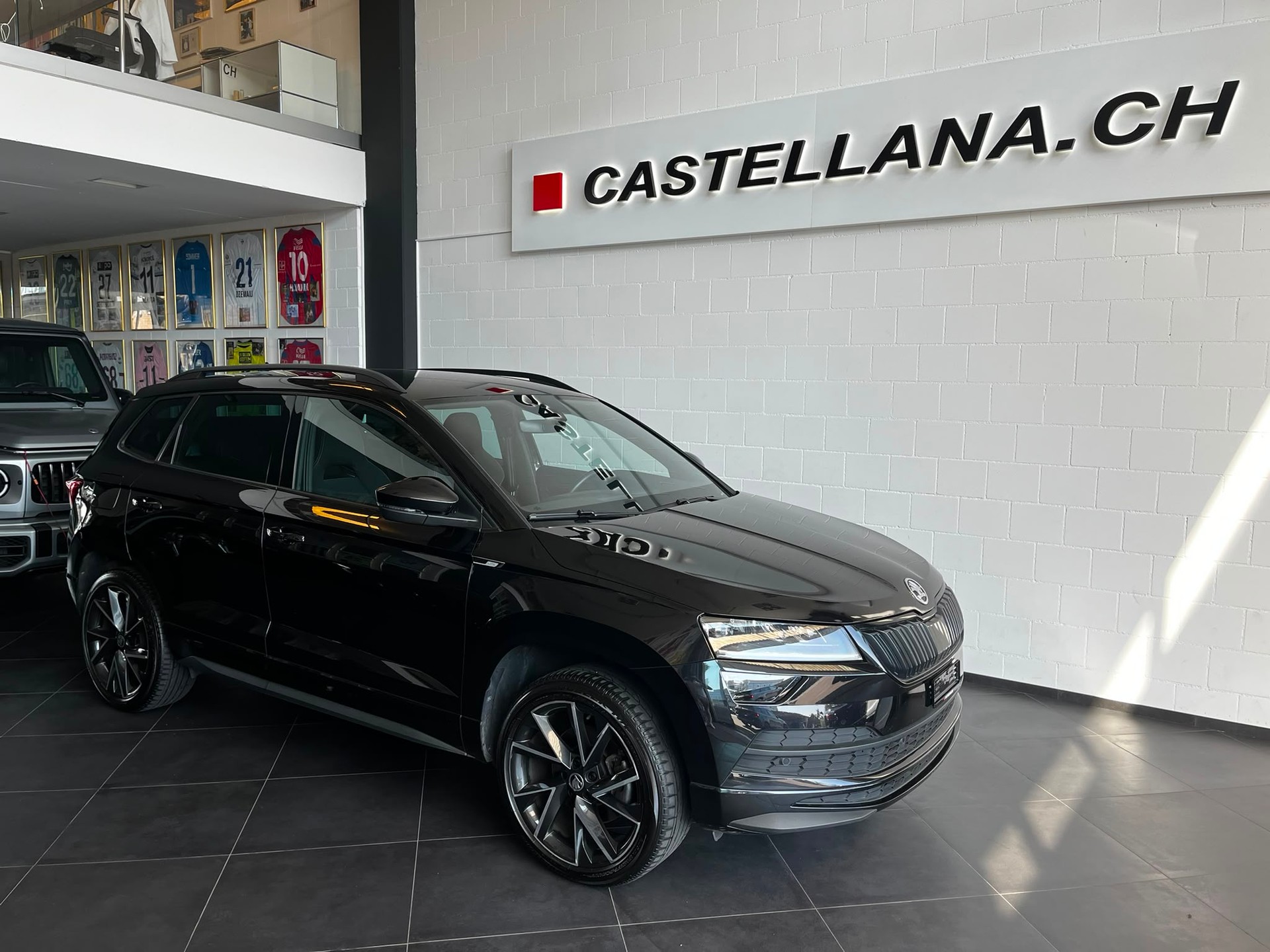 SKODA Karoq 2.0 TSI SportLine 4x4 DSG-image-0