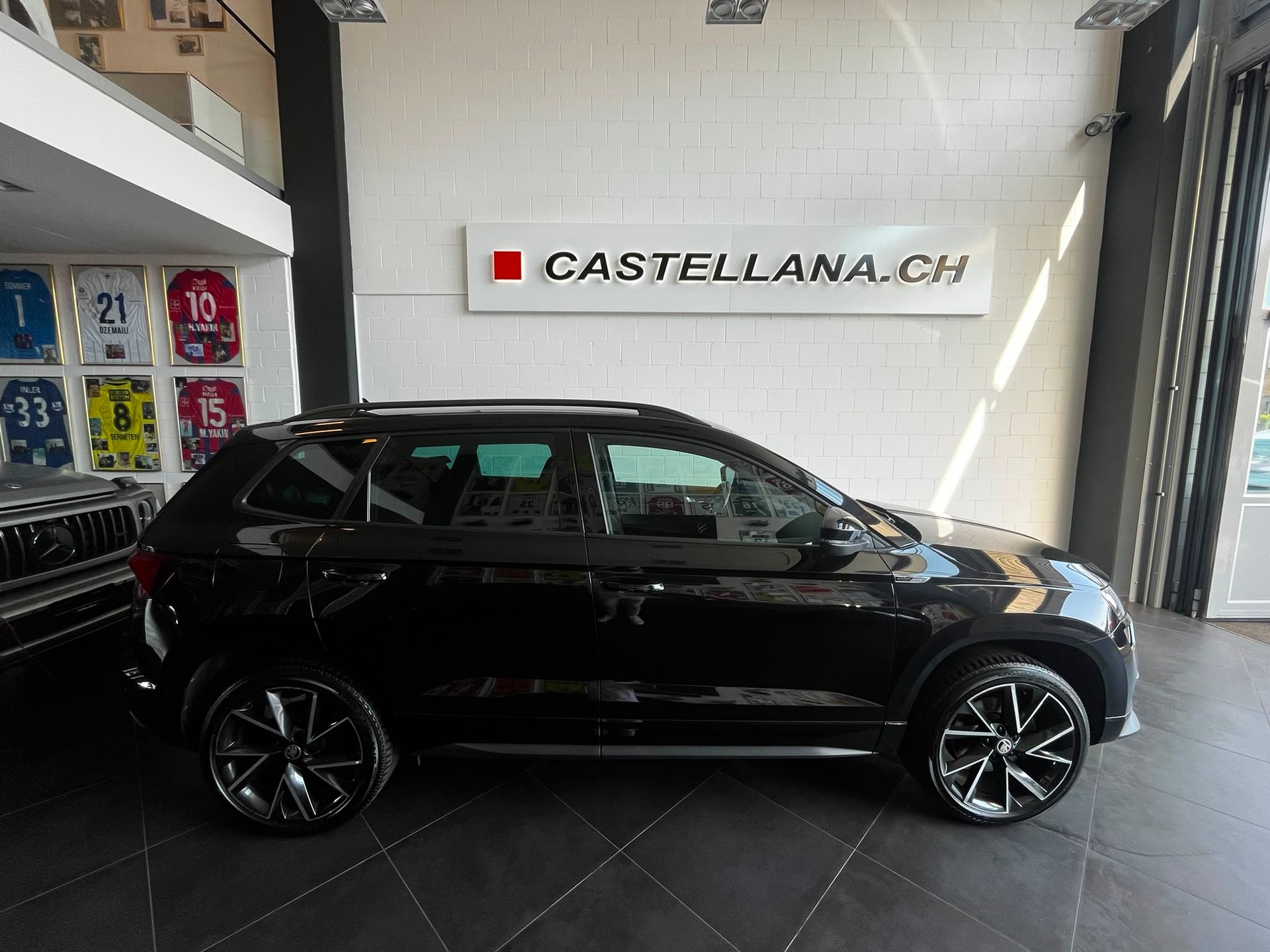 SKODA Karoq 2.0 TSI SportLine 4x4 DSG-image-4