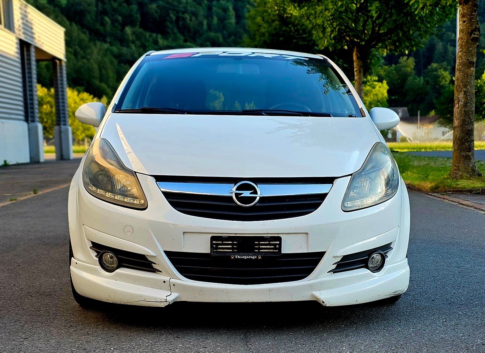 OPEL Corsa 1.6 Turbo GSi-image-1
