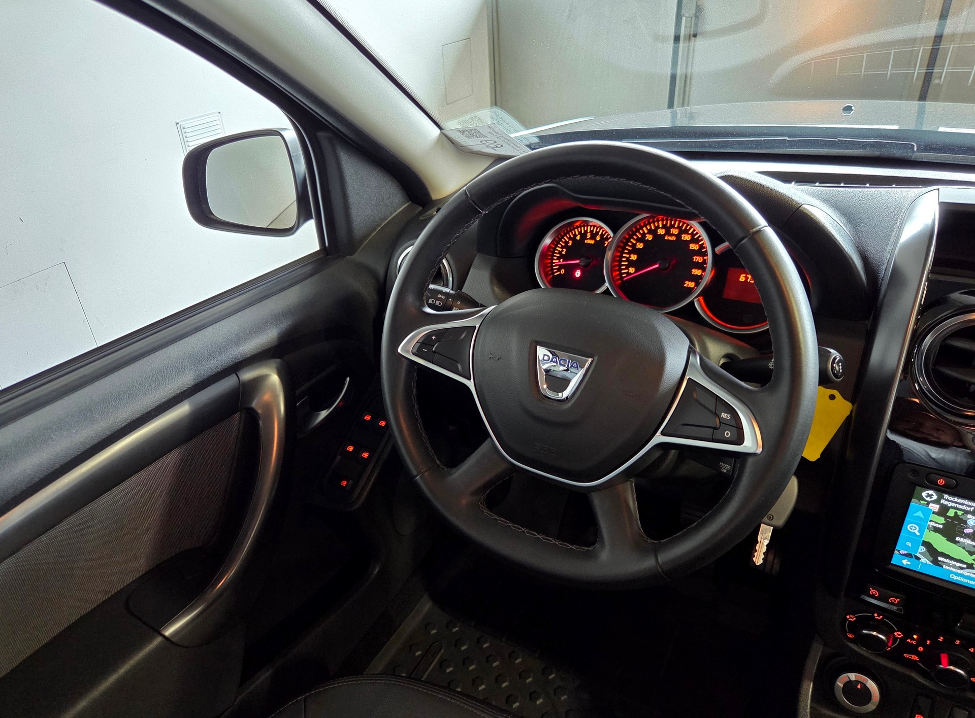 DACIA Duster 1.2 TCe FmF Strongm.R 4x4 S/S-image-14