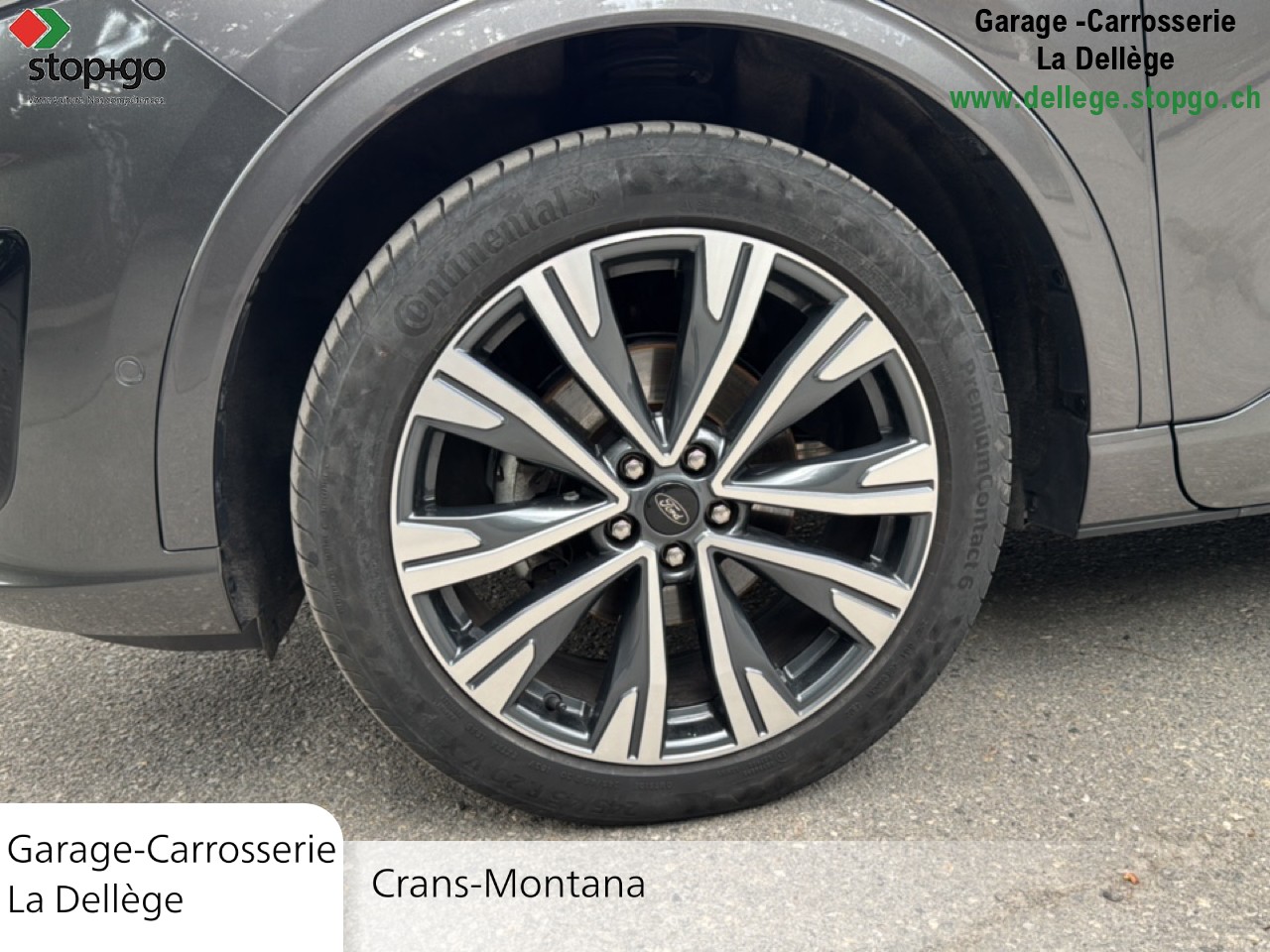 FORD Kuga 2.5 FHEV Vignale 4WD-image-8