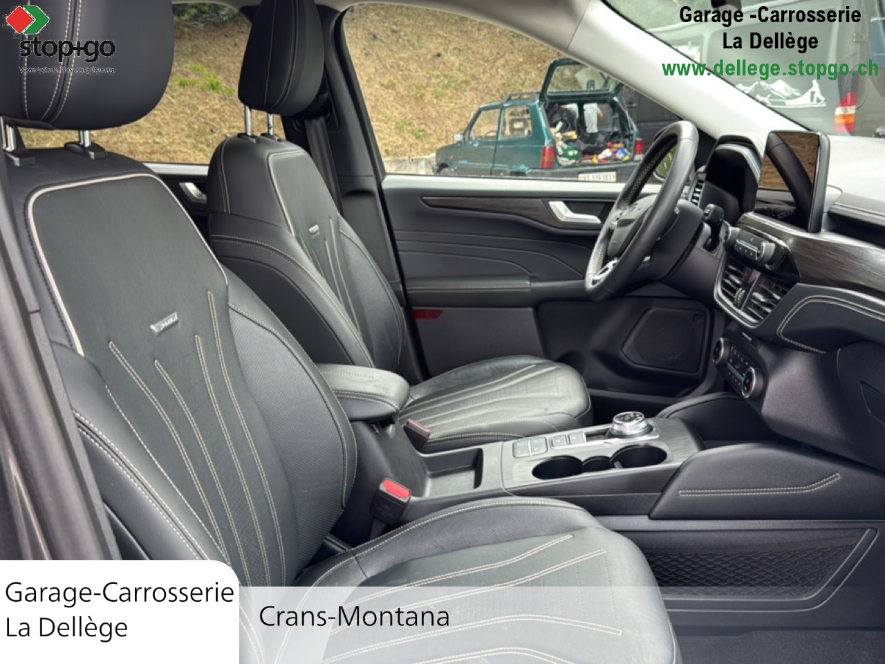 FORD Kuga 2.5 FHEV Vignale 4WD-image-17