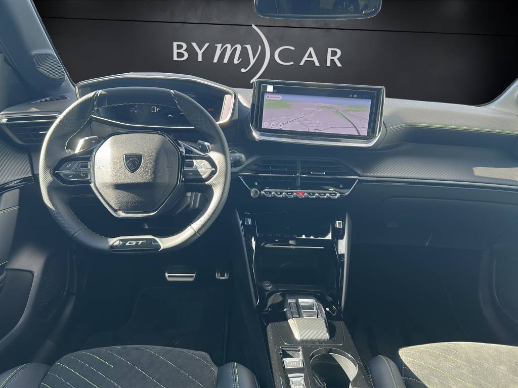 PEUGEOT 208 1.2 MHEV 145 GT-image-5