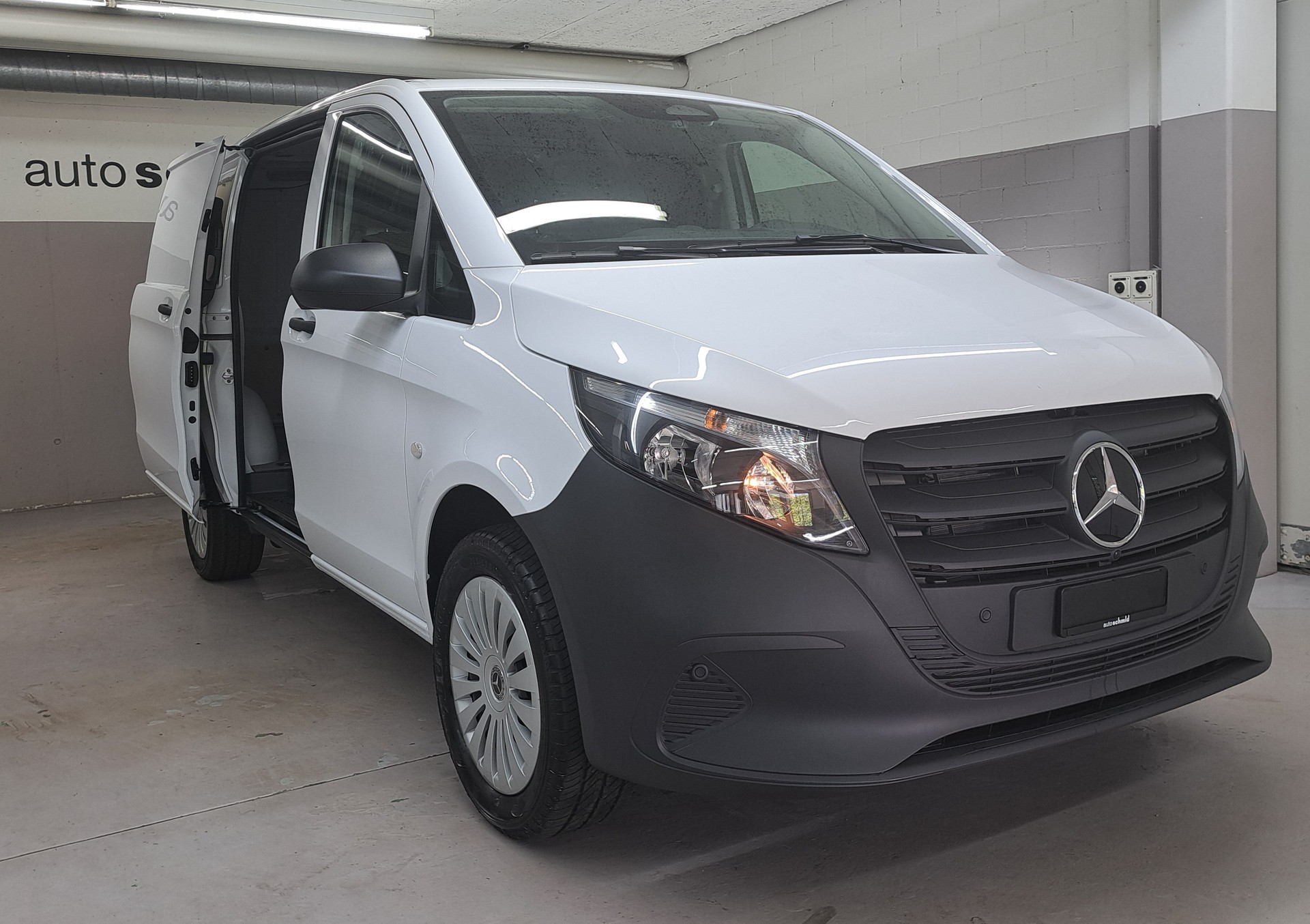 MERCEDES-BENZ Vito 116 CDI 4MATIC KA PRO 3200mm L-image-0
