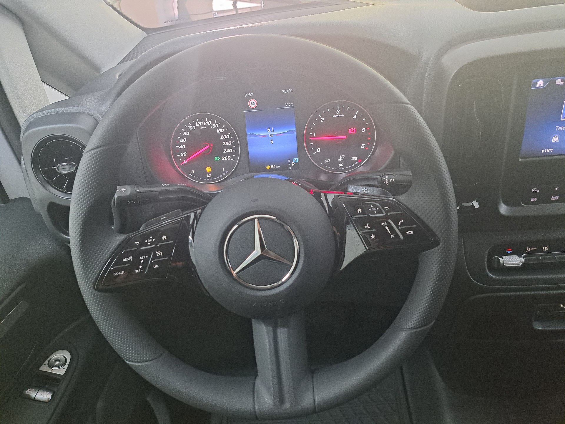 MERCEDES-BENZ Vito 116 CDI 4MATIC KA PRO 3200mm L-image-9