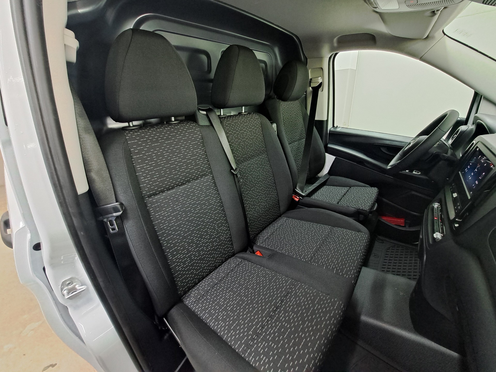 MERCEDES-BENZ Vito 116 CDI 4MATIC KA PRO 3200mm L-image-12