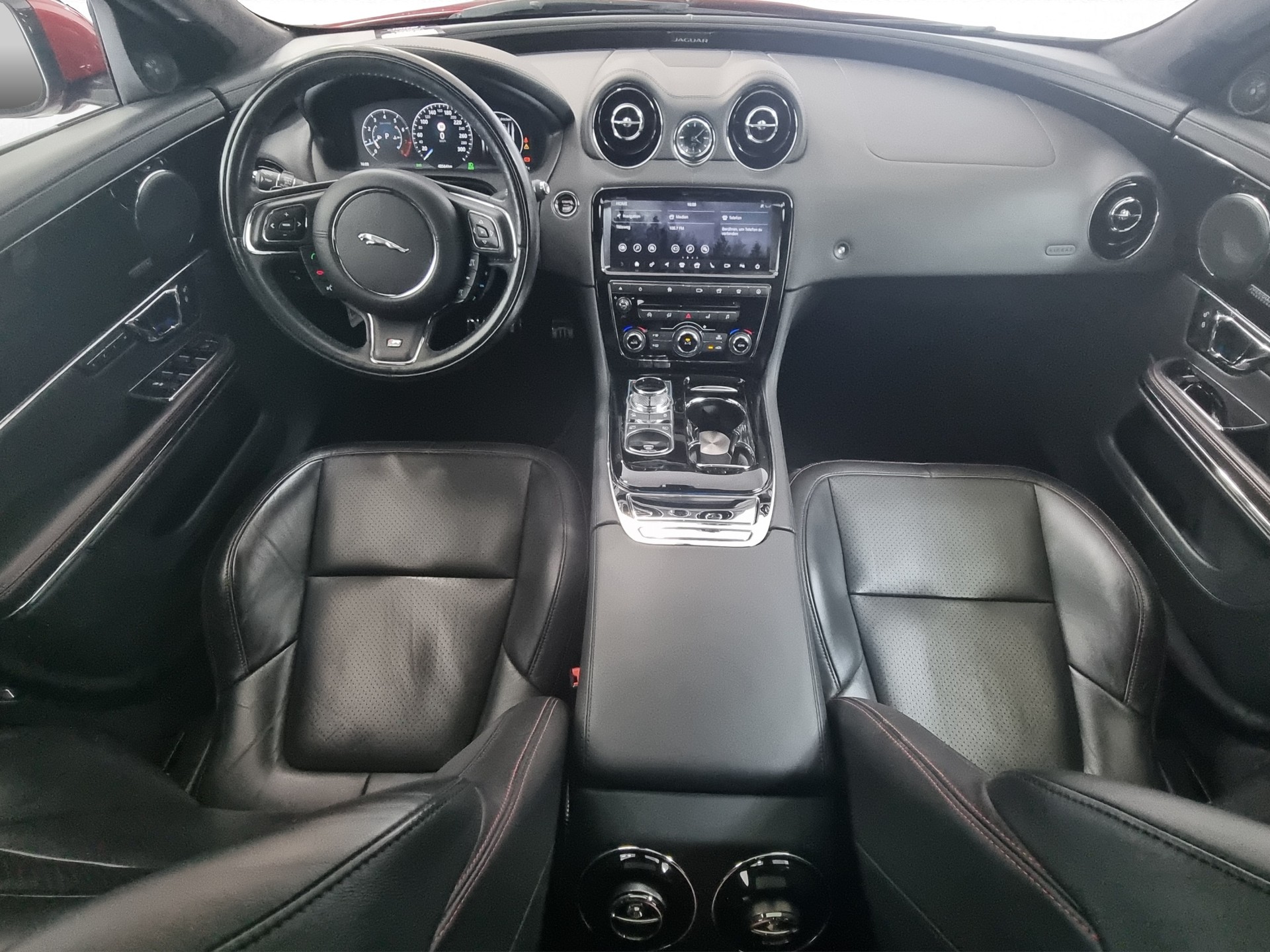 JAGUAR XJ R-Sport 3.0 V6 AWD-image-7