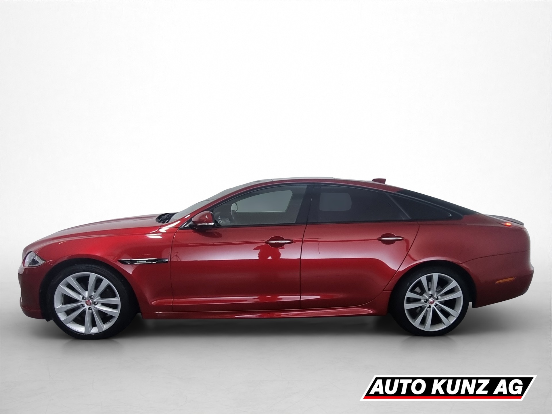 JAGUAR XJ R-Sport 3.0 V6 AWD-image-2