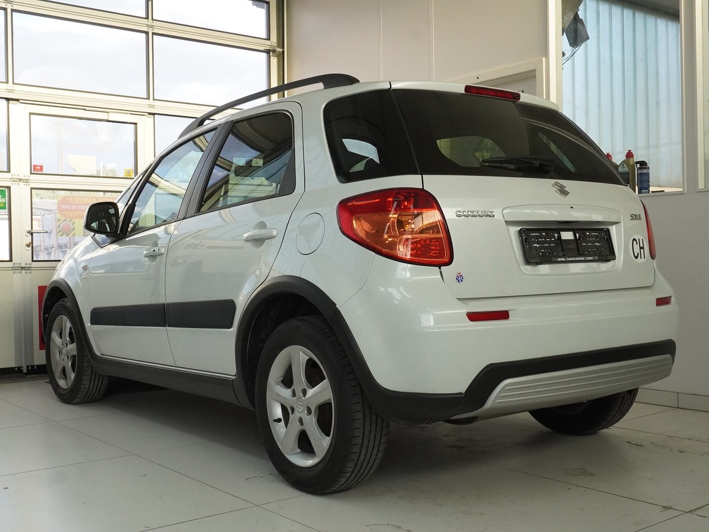 SUZUKI SX4 1.6 16V GL Top 2WD Automatic-image-1