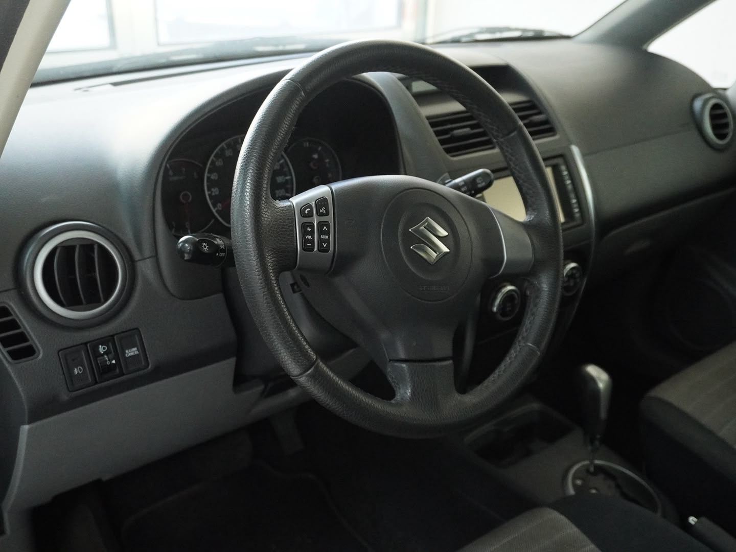 SUZUKI SX4 1.6 16V GL Top 2WD Automatic-image-2