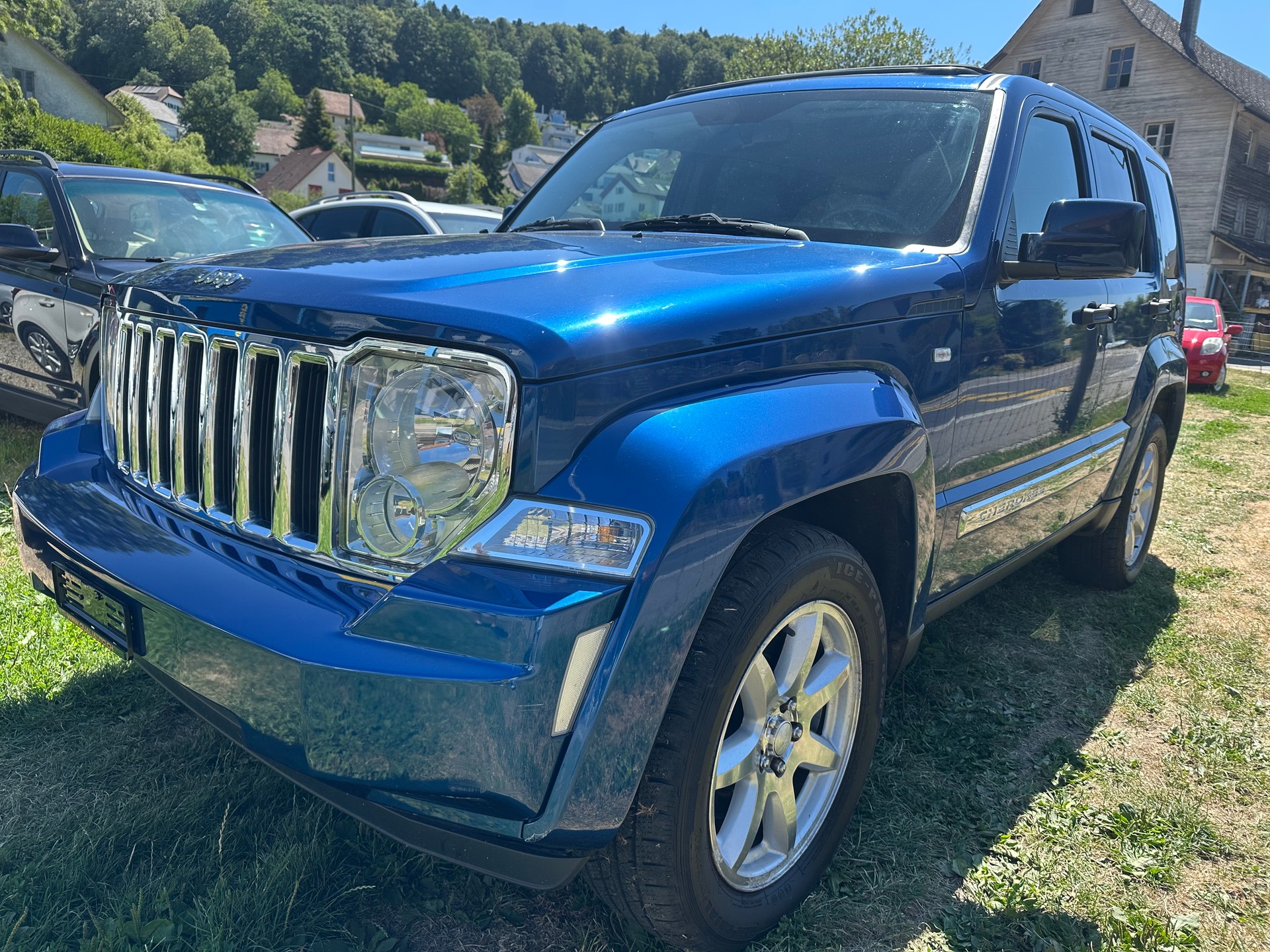 JEEP Cherokee 2.8 CRD Limited Automatic-image-1