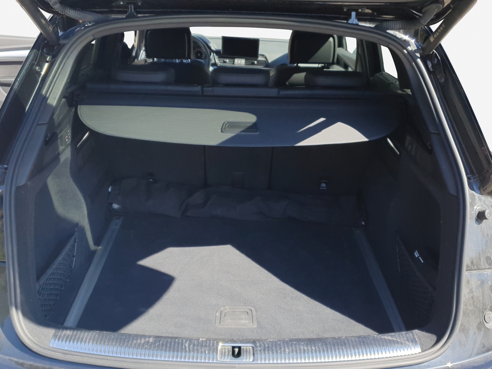 AUDI SQ5 TDI quattro tiptronic-image-12