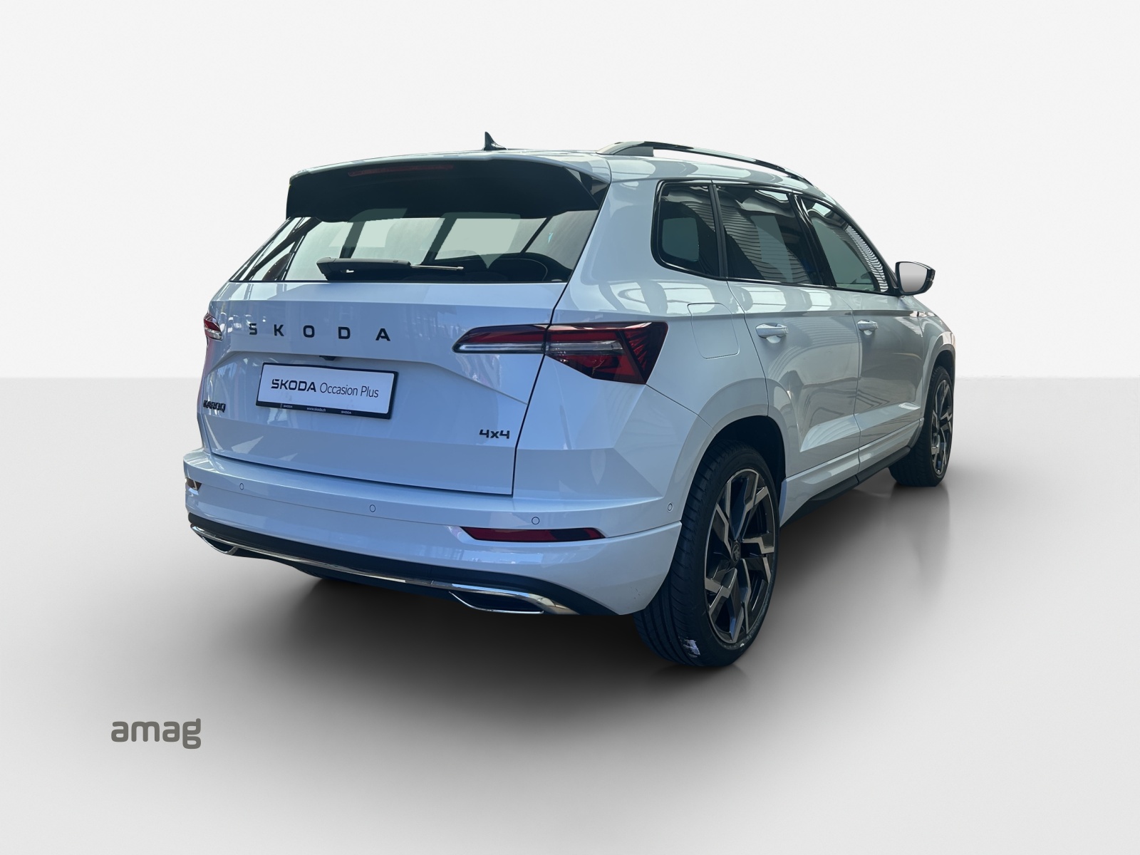 SKODA Karoq 2.0 TSI SportLine 4x4 DSG-image-4