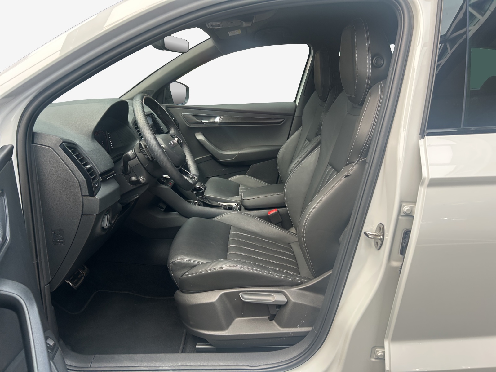 SKODA Karoq 2.0 TSI SportLine 4x4 DSG-image-7
