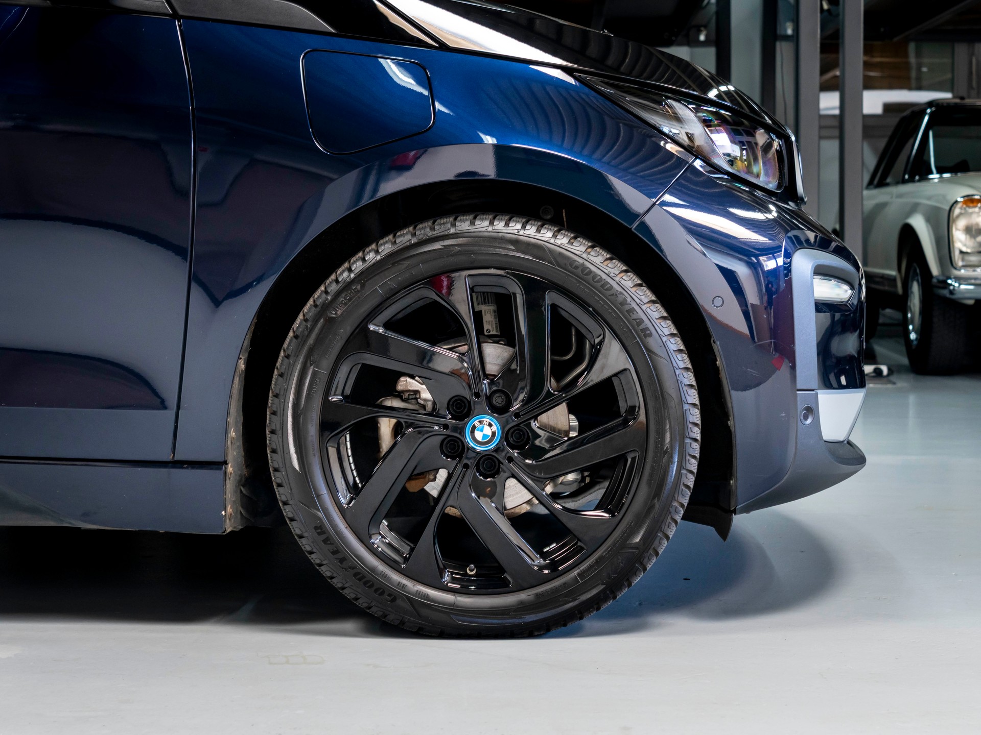 BMW i3 (94Ah) Range Extender (REX)-image-8