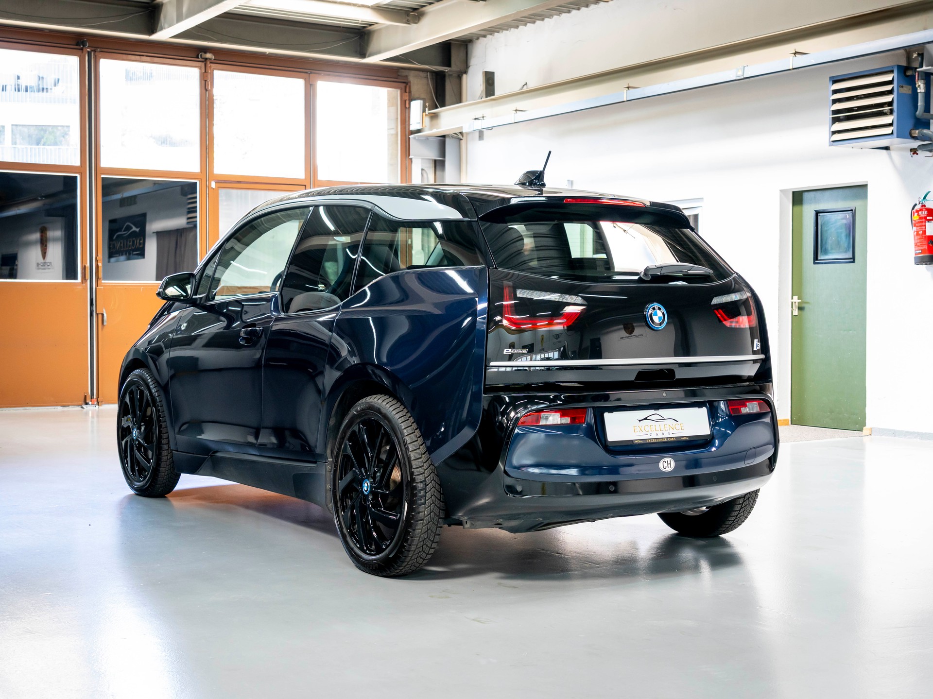 BMW i3 (94Ah) Range Extender (REX)-image-7