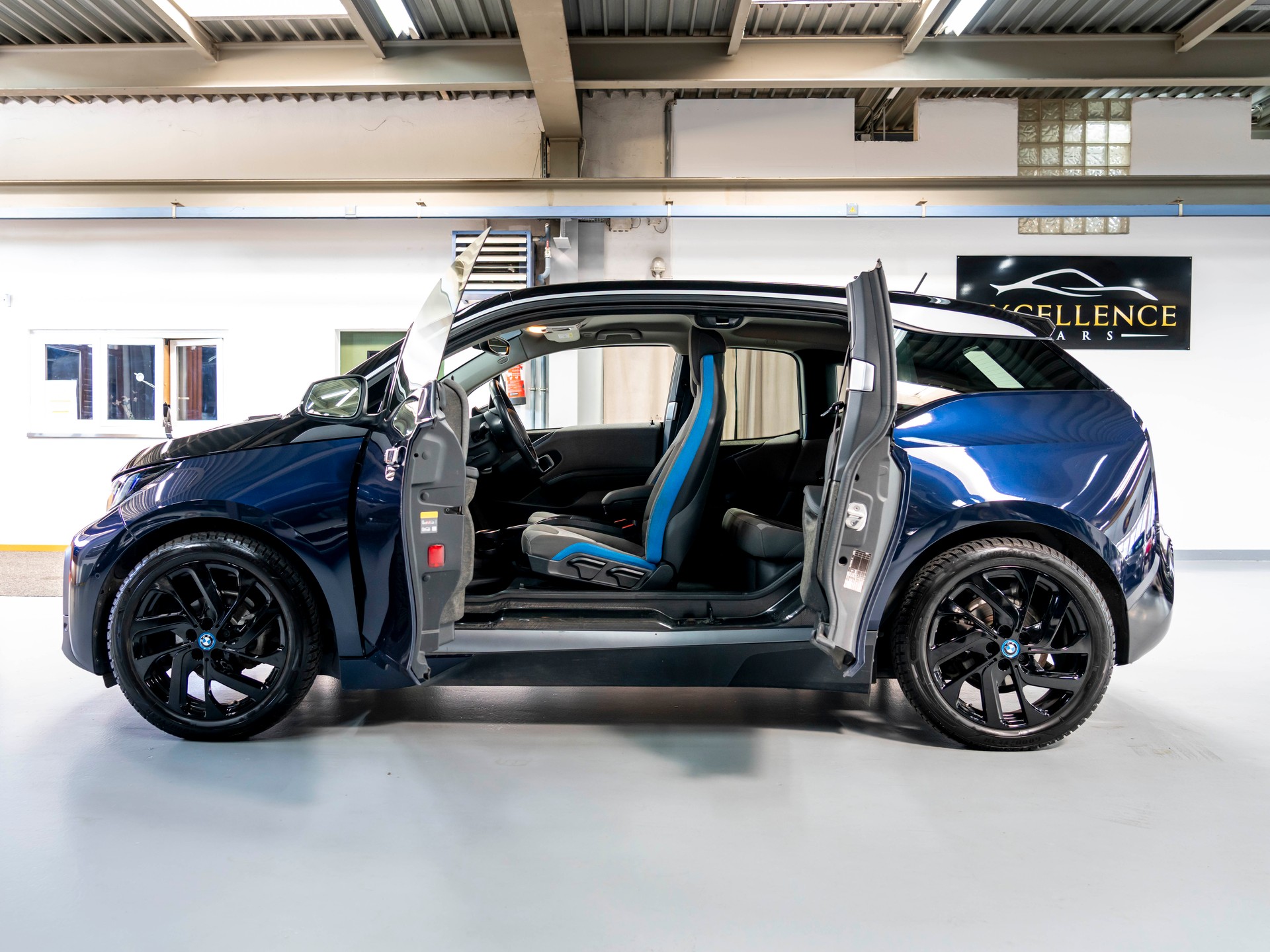 BMW i3 (94Ah) Range Extender (REX)-image-18