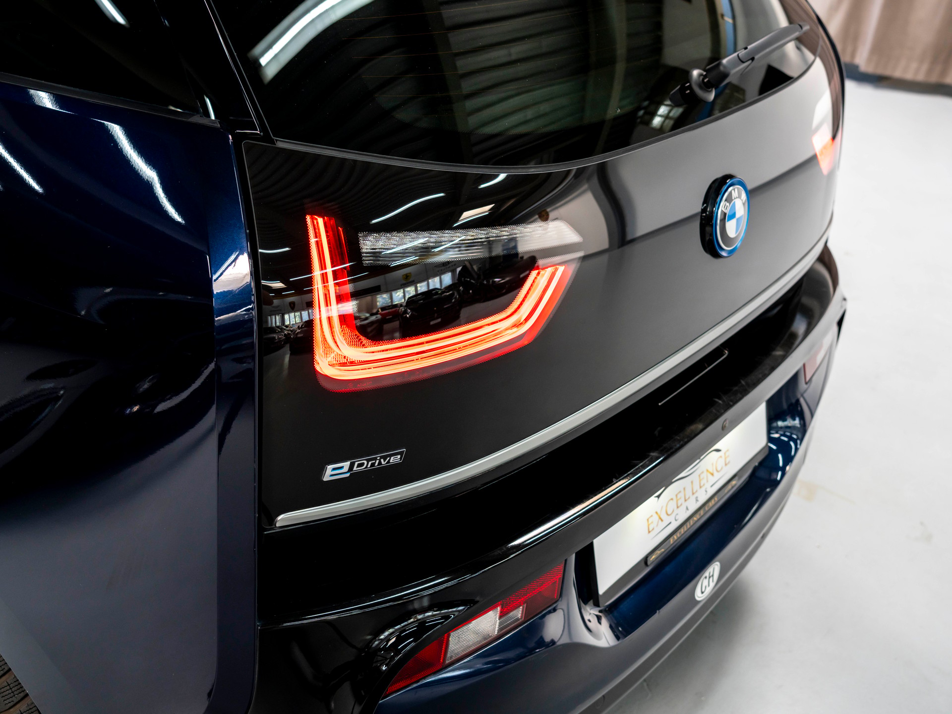 BMW i3 (94Ah) Range Extender (REX)-image-28