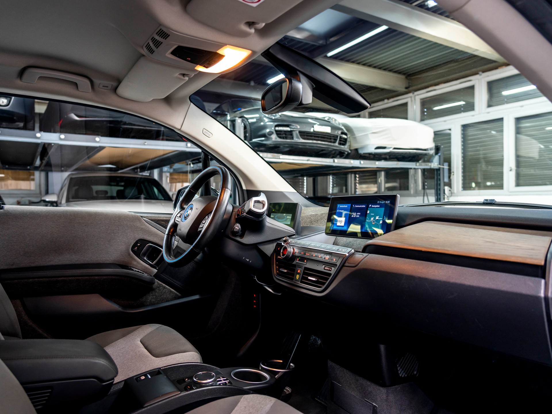 BMW i3 (94Ah) Range Extender (REX)-image-23