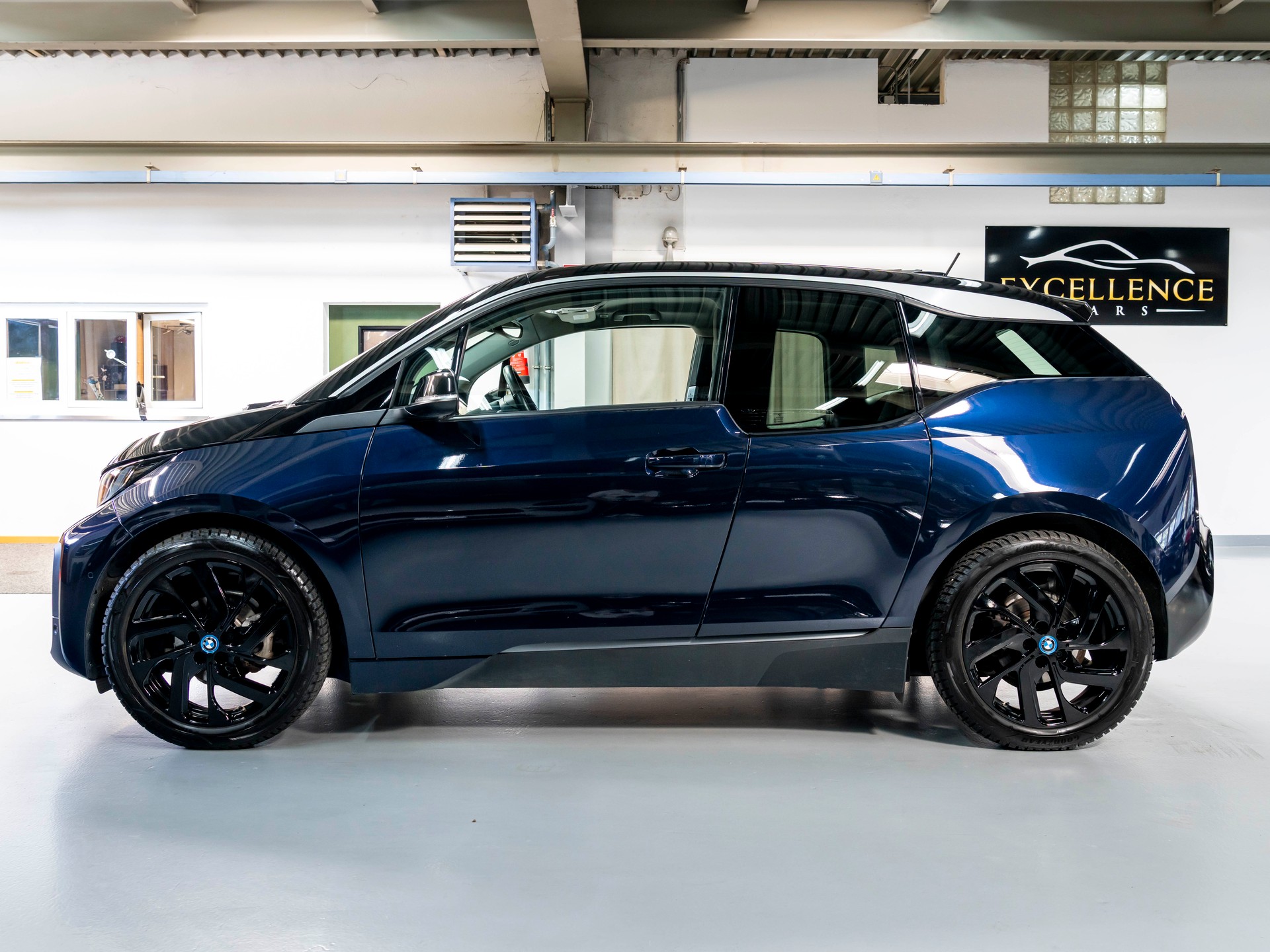 BMW i3 (94Ah) Range Extender (REX)-image-3