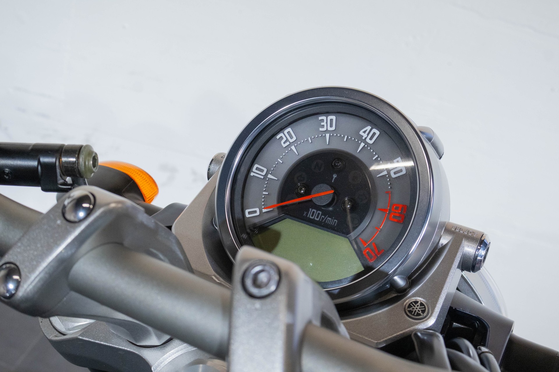 YAMAHA MT-01-image-11
