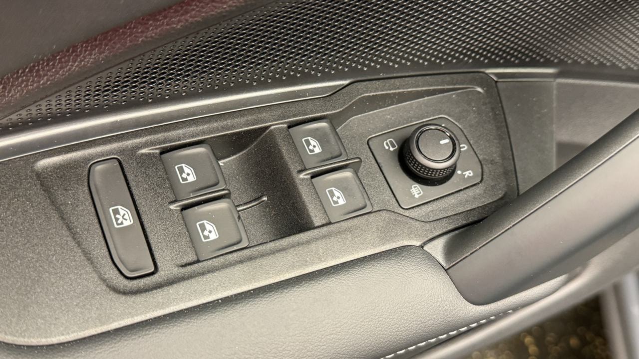 VW Tiguan 1.5 TSI evo2 eHybrid Life DSG-image-8