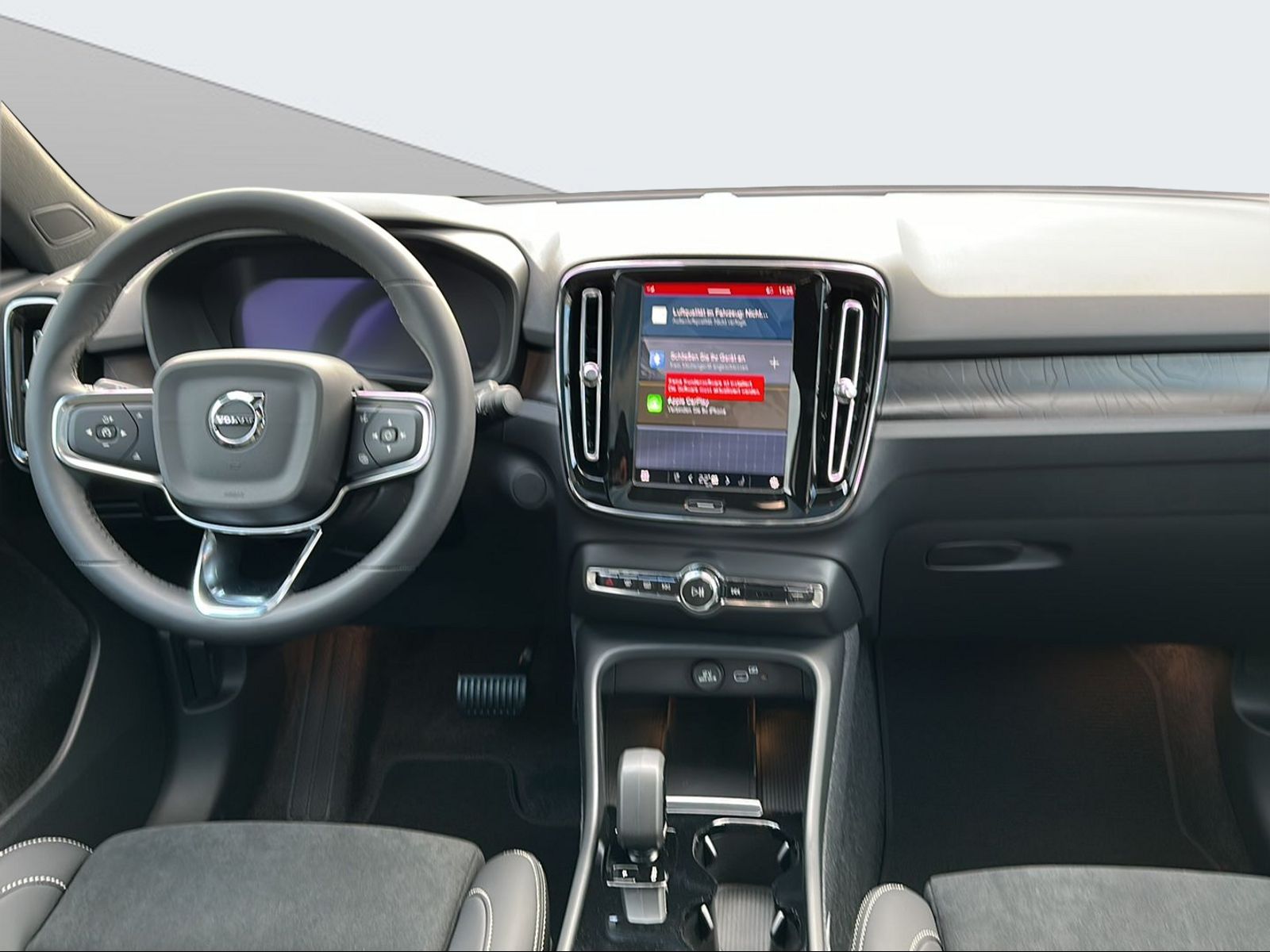 VOLVO C40 E80 Ultimate AWD-image-11