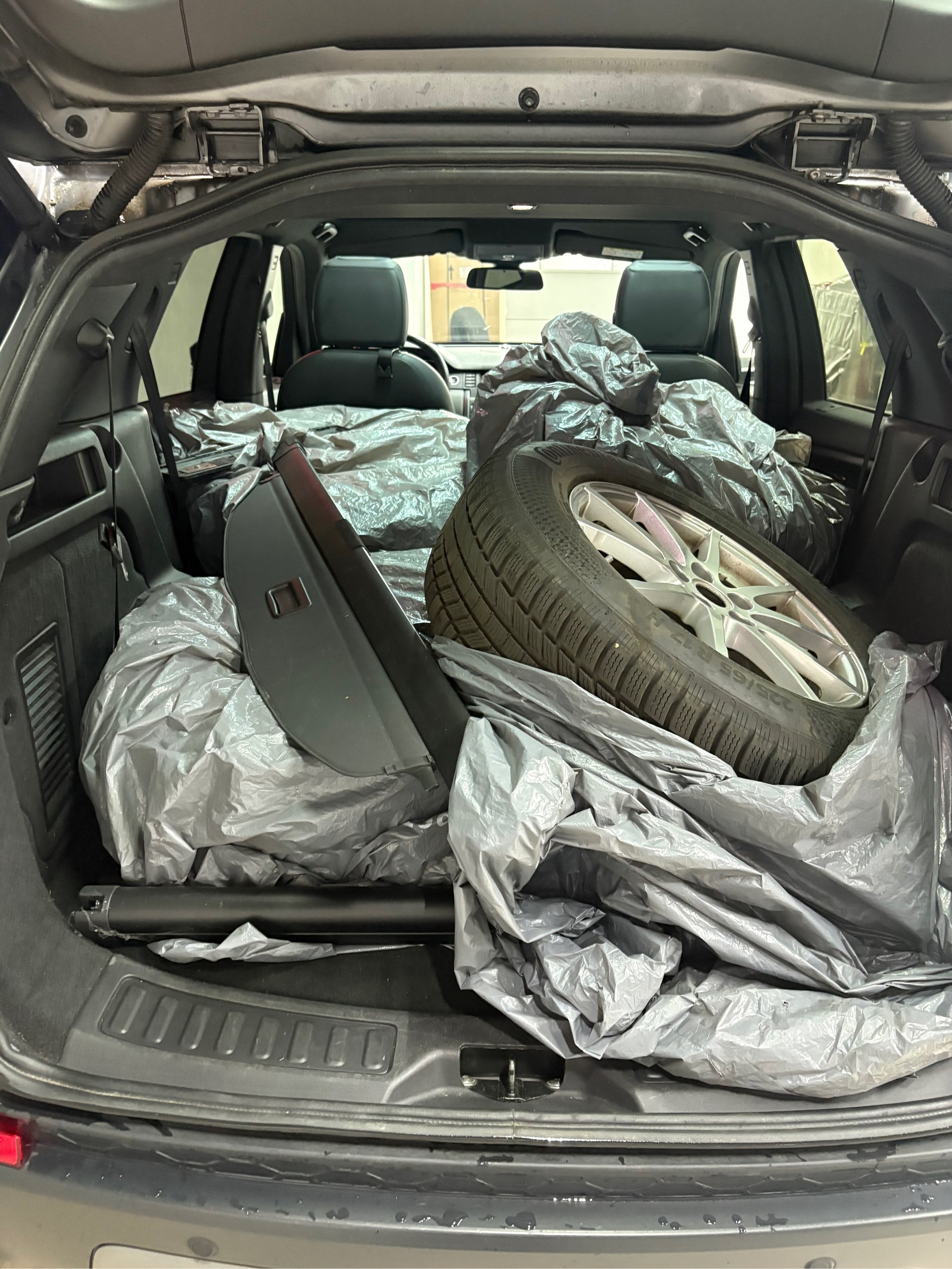 LAND ROVER Discovery Sport 2.0 TD4 Landmark AT9-image-9