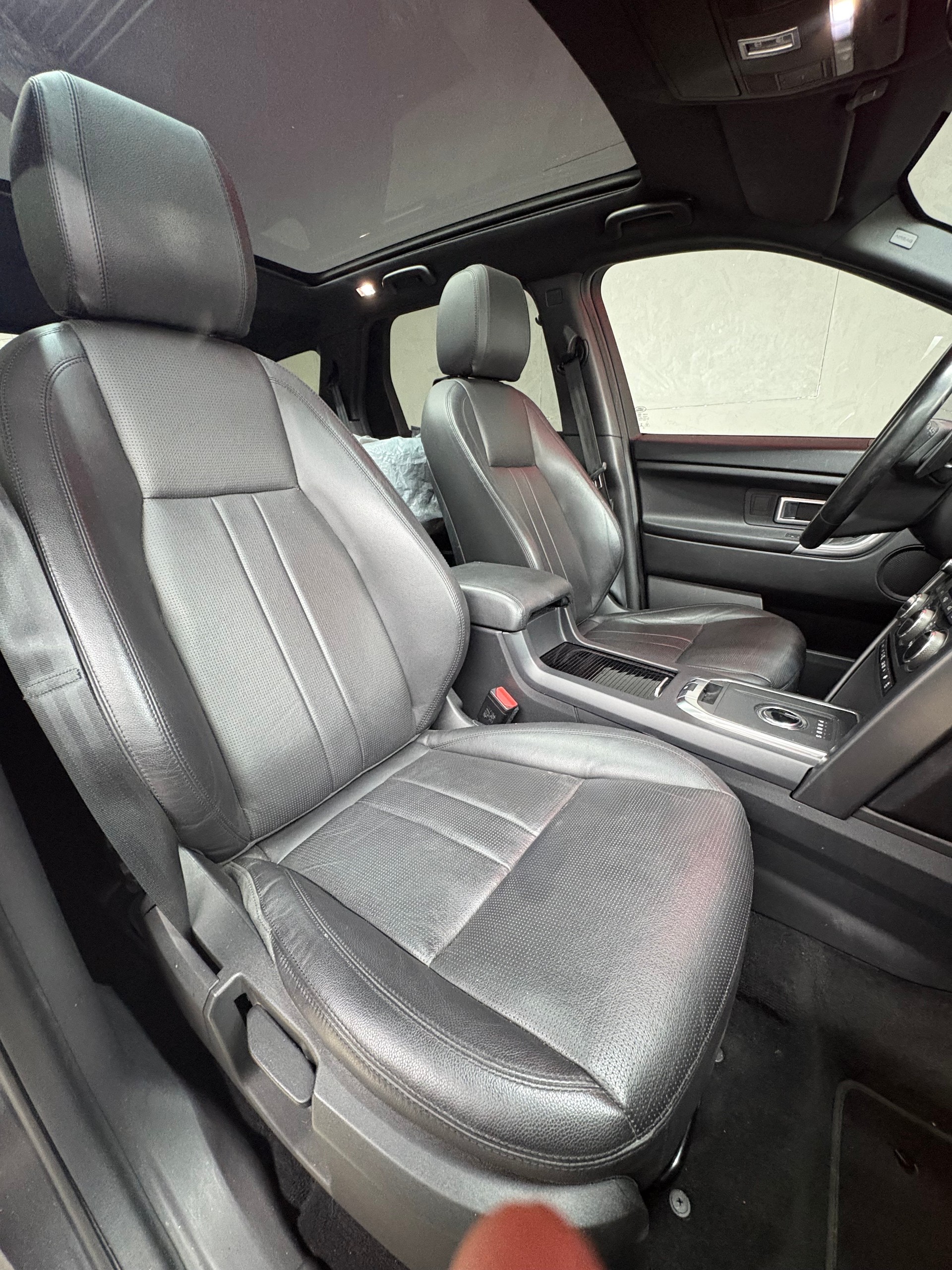 LAND ROVER Discovery Sport 2.0 TD4 Landmark AT9-image-6