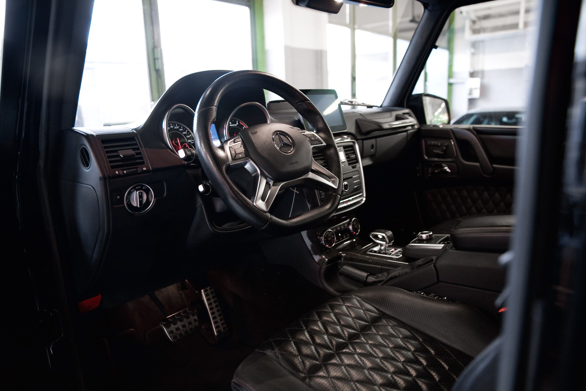 MERCEDES-BENZ G 63 AMG Edition 463 Speedshift Plus 7G-Tronic-image-18