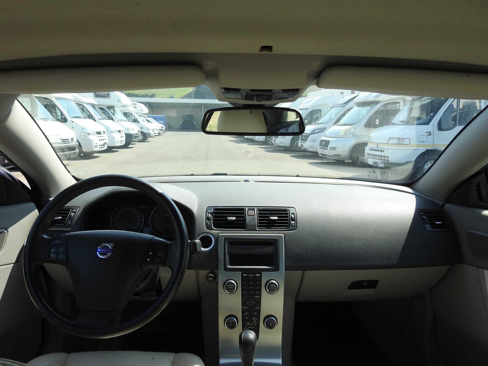 VOLVO C70 T5 Momentum-image-15