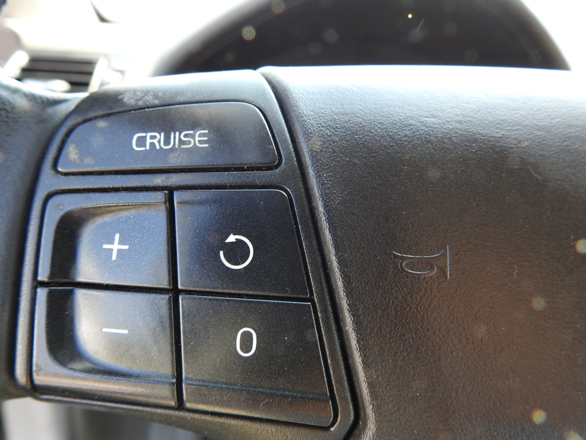 VOLVO C70 T5 Momentum-image-22