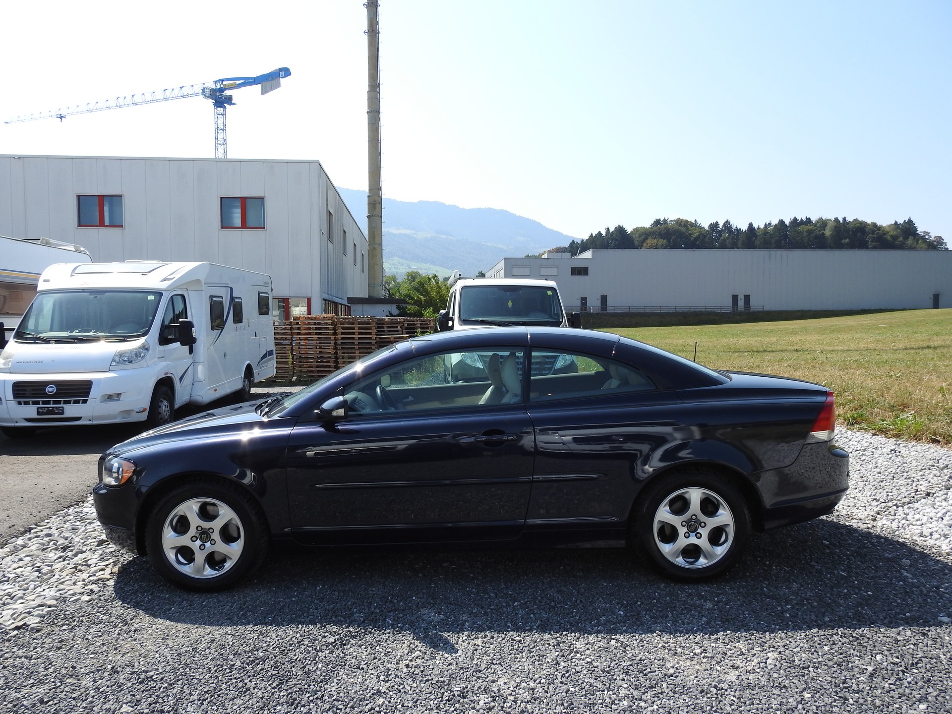VOLVO C70 T5 Momentum-image-2