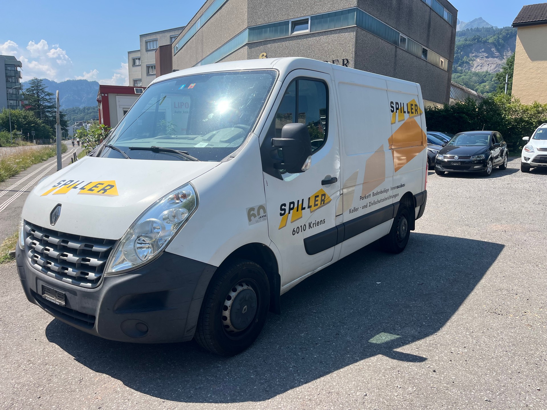 RENAULT Master T33 2.3dCi L1H1-image-1