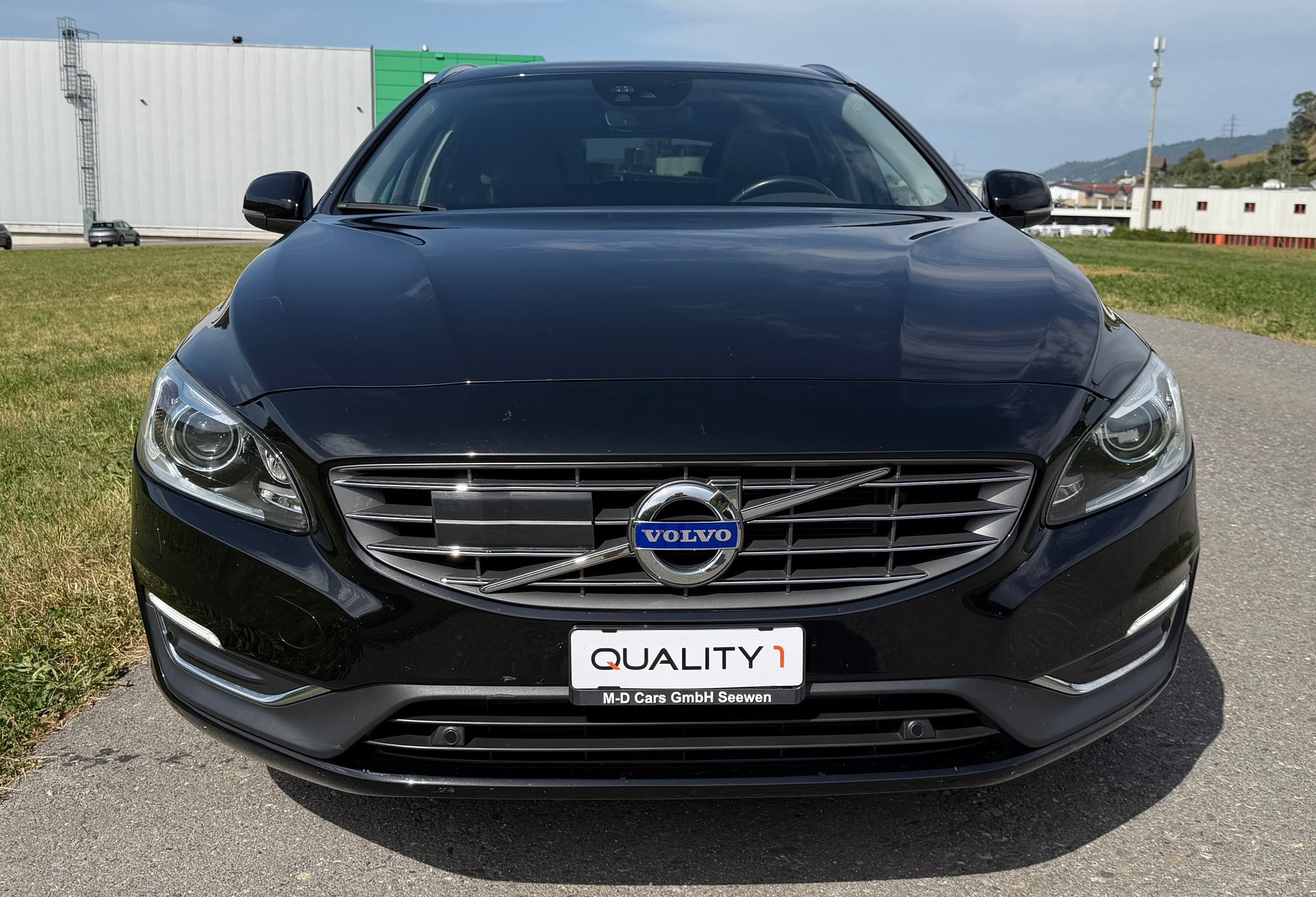 VOLVO V60 D4 AWD Summum Geartronic-image-6