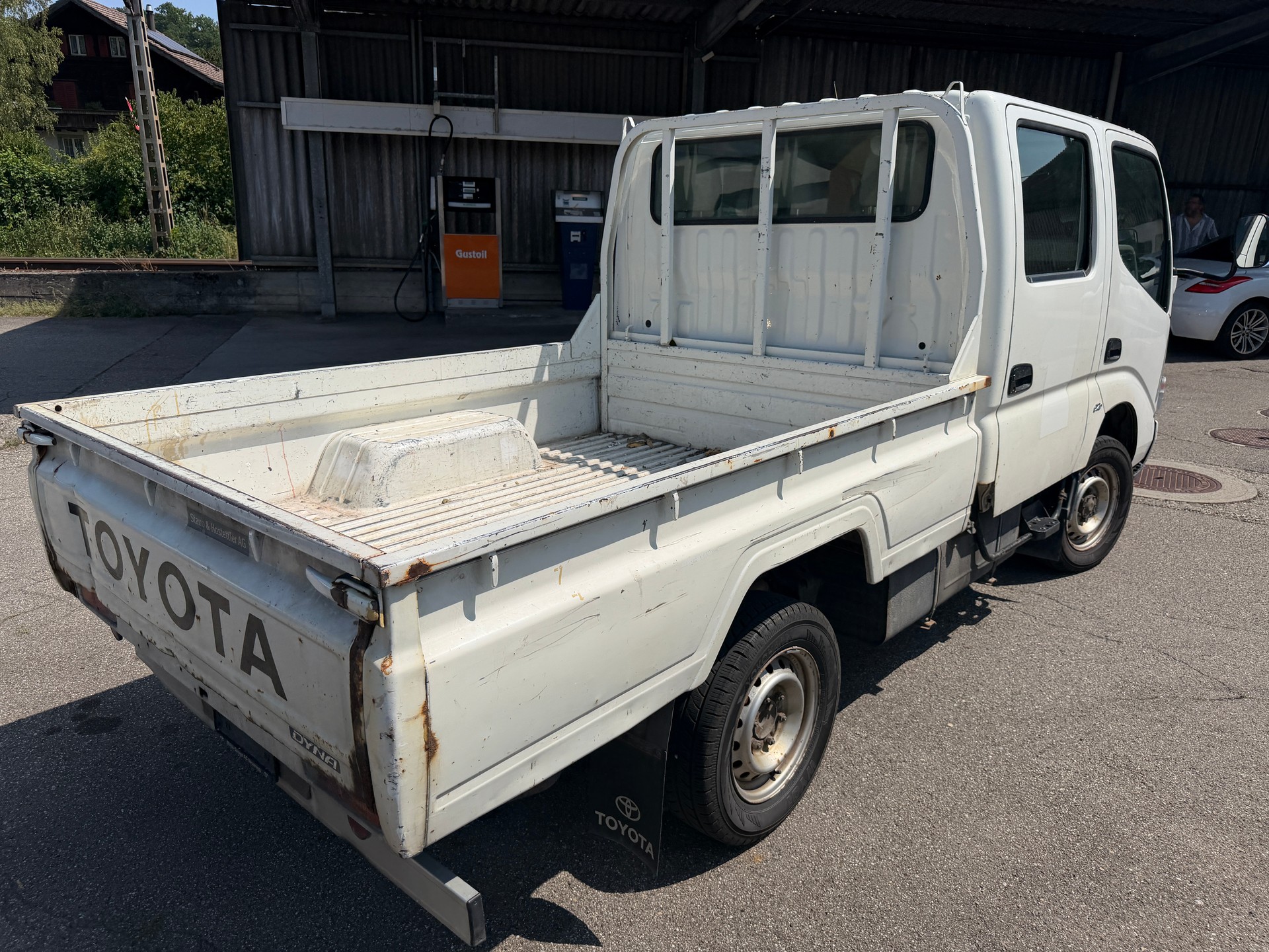 TOYOTA Dyna 100 3.0 D-4D-image-3