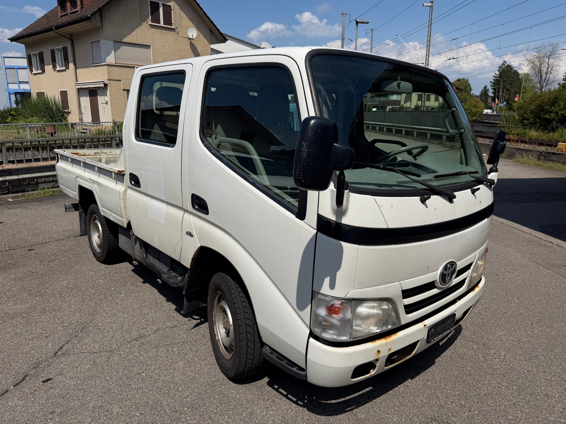 TOYOTA Dyna 100 3.0 D-4D-image-1