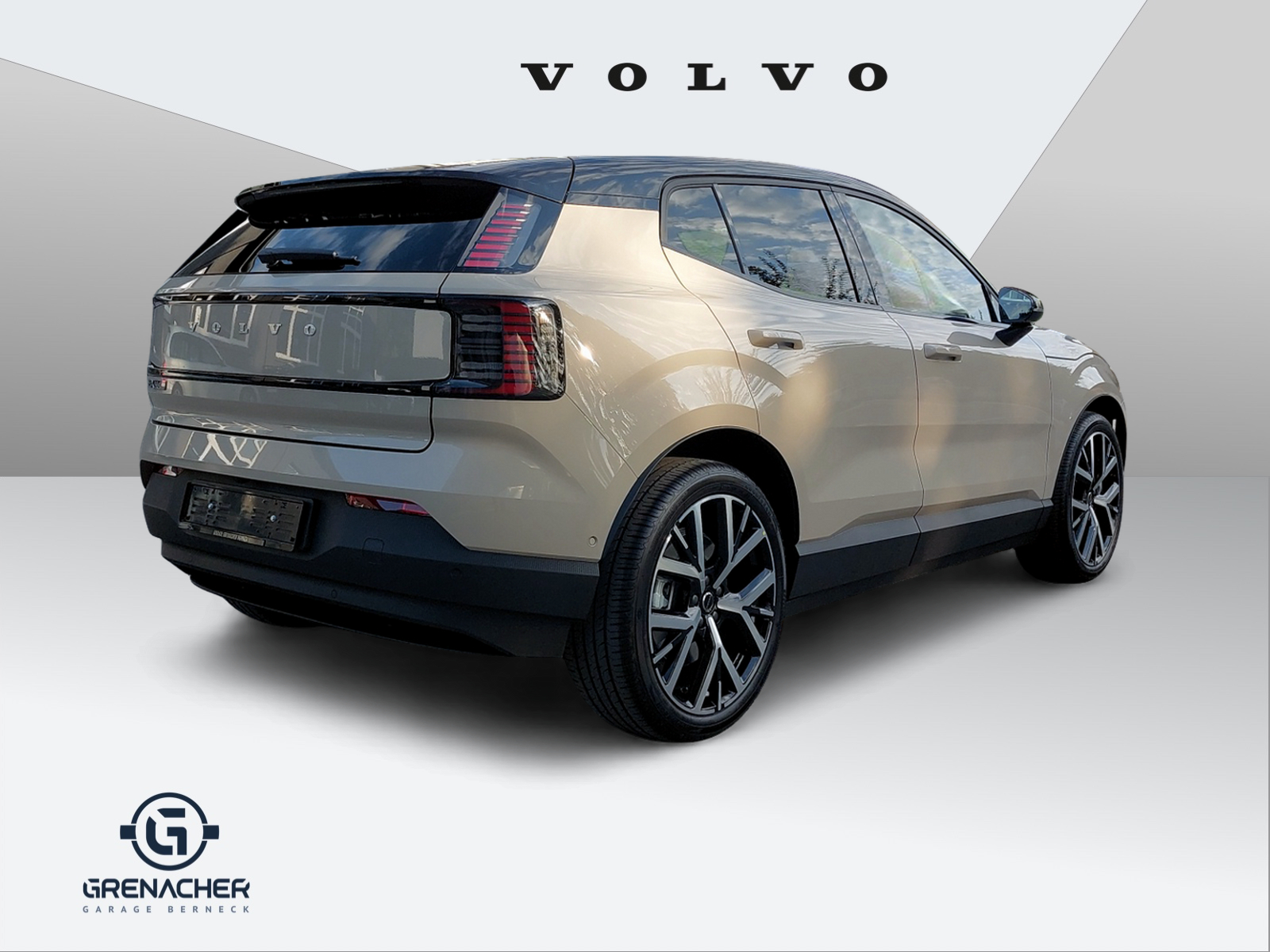 VOLVO EX 30 P8 Ultra AWD-image-5