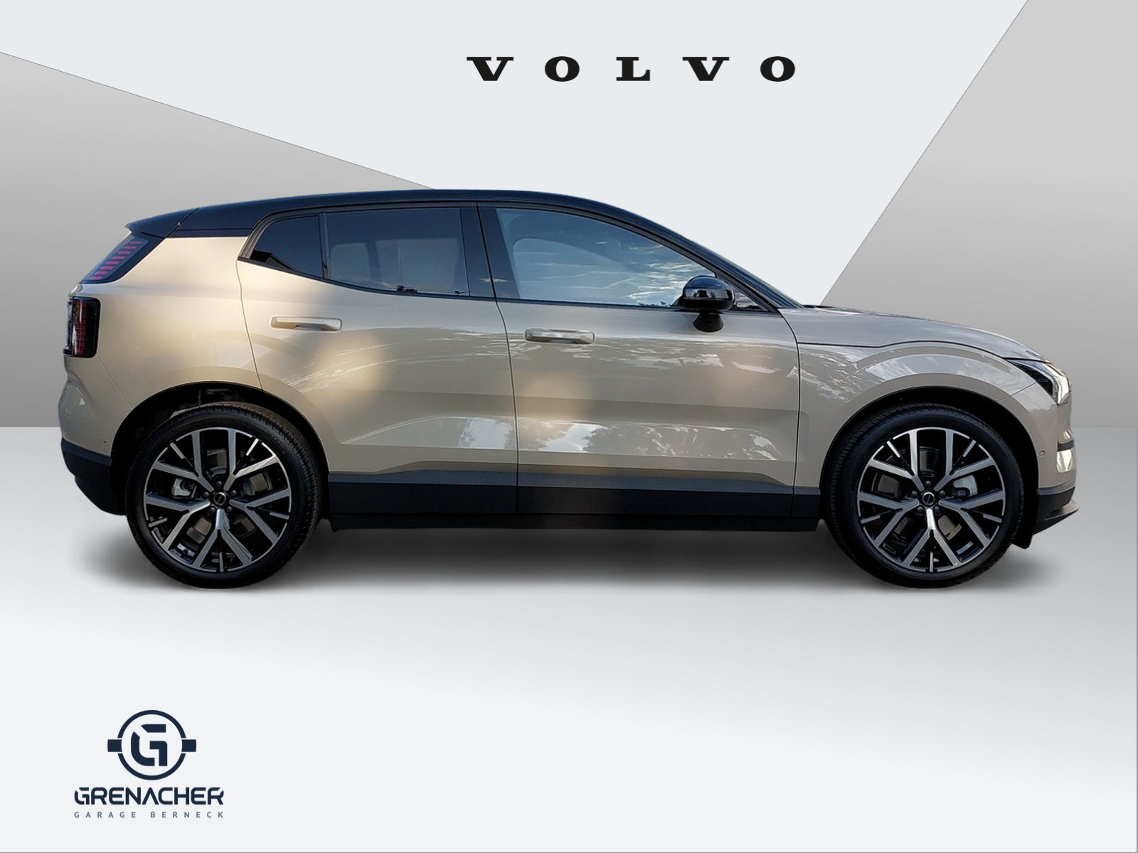 VOLVO EX 30 P8 Ultra AWD-image-1