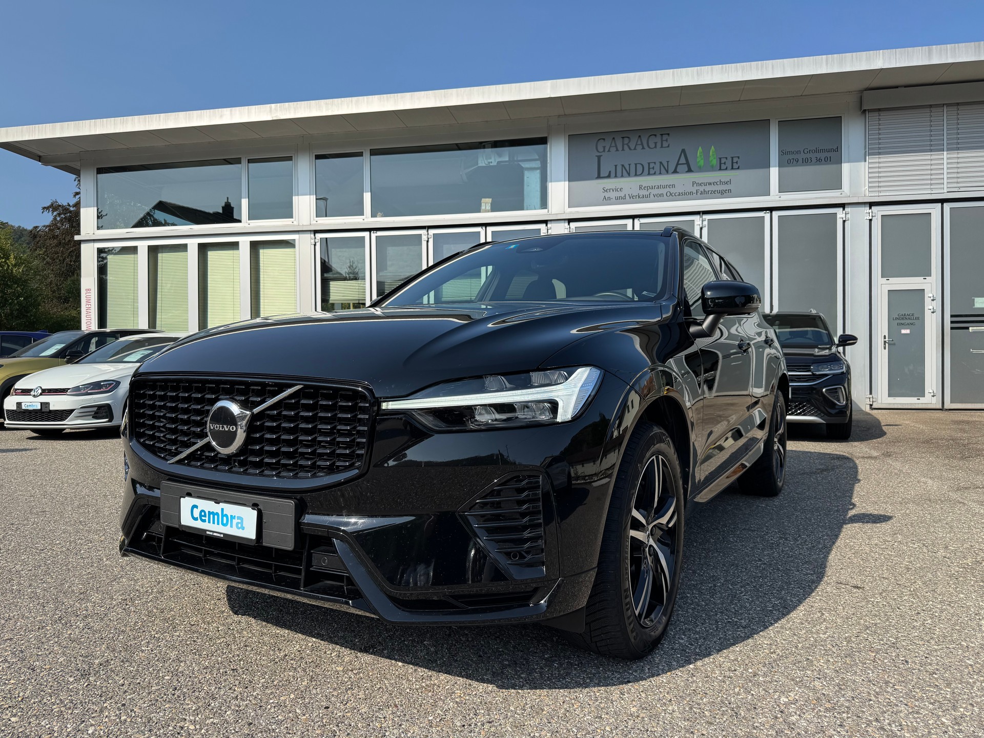 VOLVO XC60 B4 Diesel Mild Hybrid AWD R-Design Geartronic-image-0