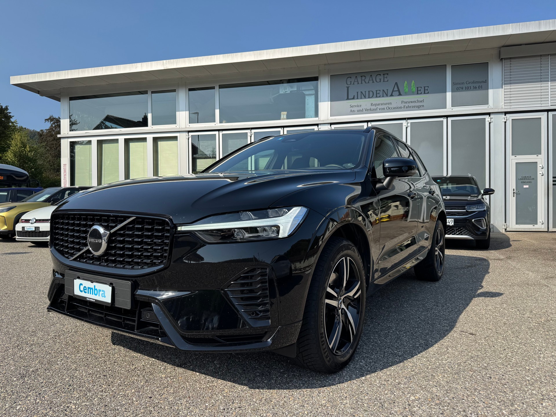 VOLVO XC60 B4 Diesel Mild Hybrid AWD R-Design Geartronic-image-1