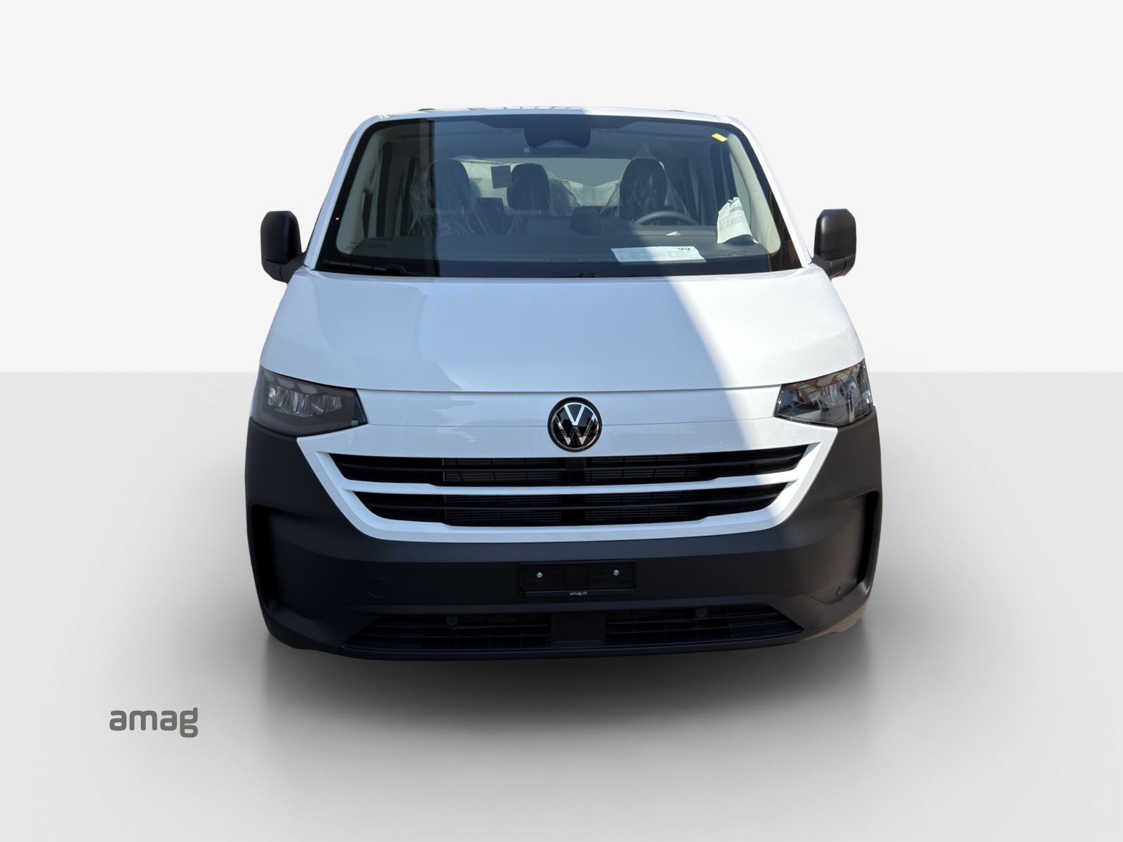 VW Transporter 2.0 TDI-image-6