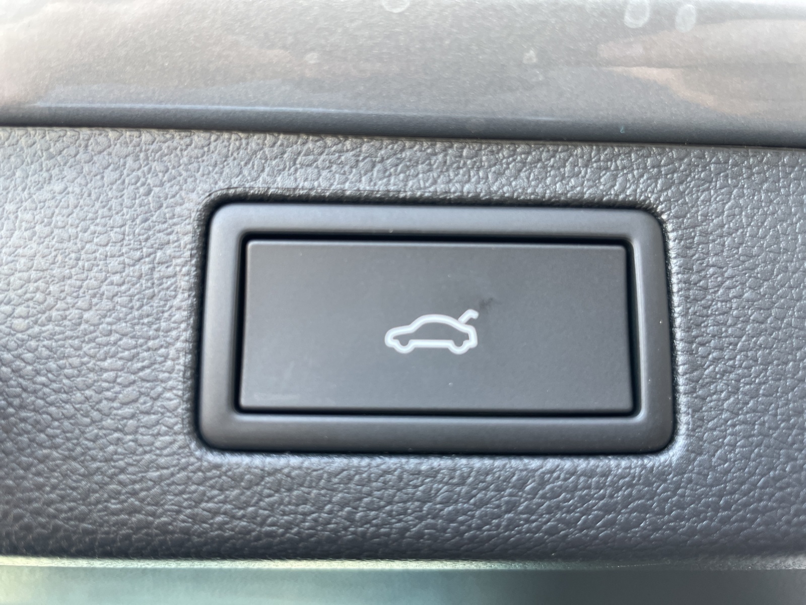 SKODA Kamiq 1.0 TSI Dynamic DSG-image-17