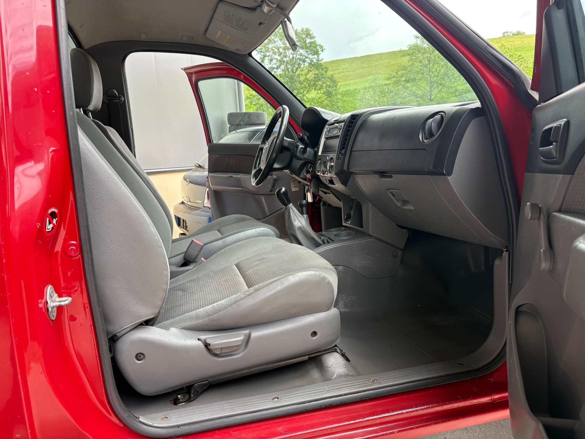 MAZDA BT-50 2.5 CD Storm 4x4-image-5