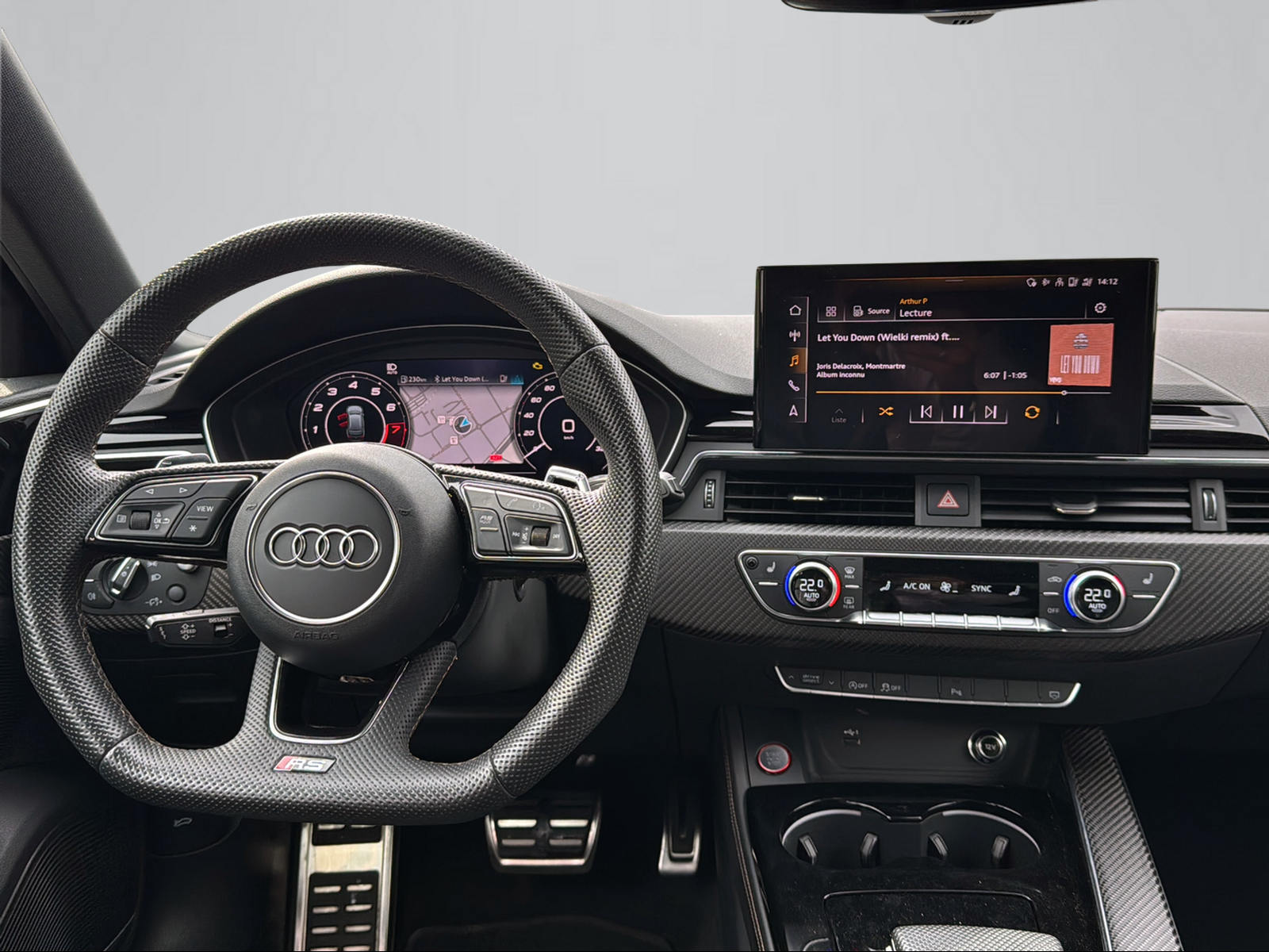 AUDI RS4 Avant quattro tiptronic-image-8