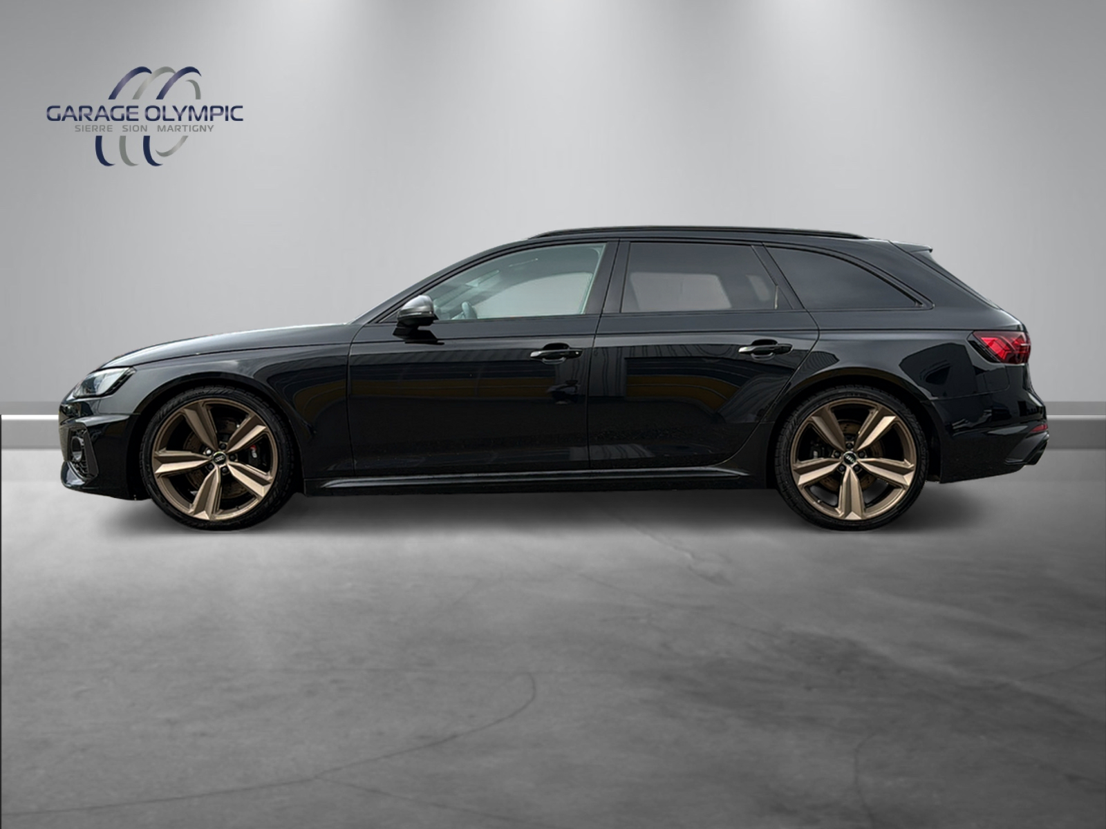 AUDI RS4 Avant quattro tiptronic-showroom-element-2