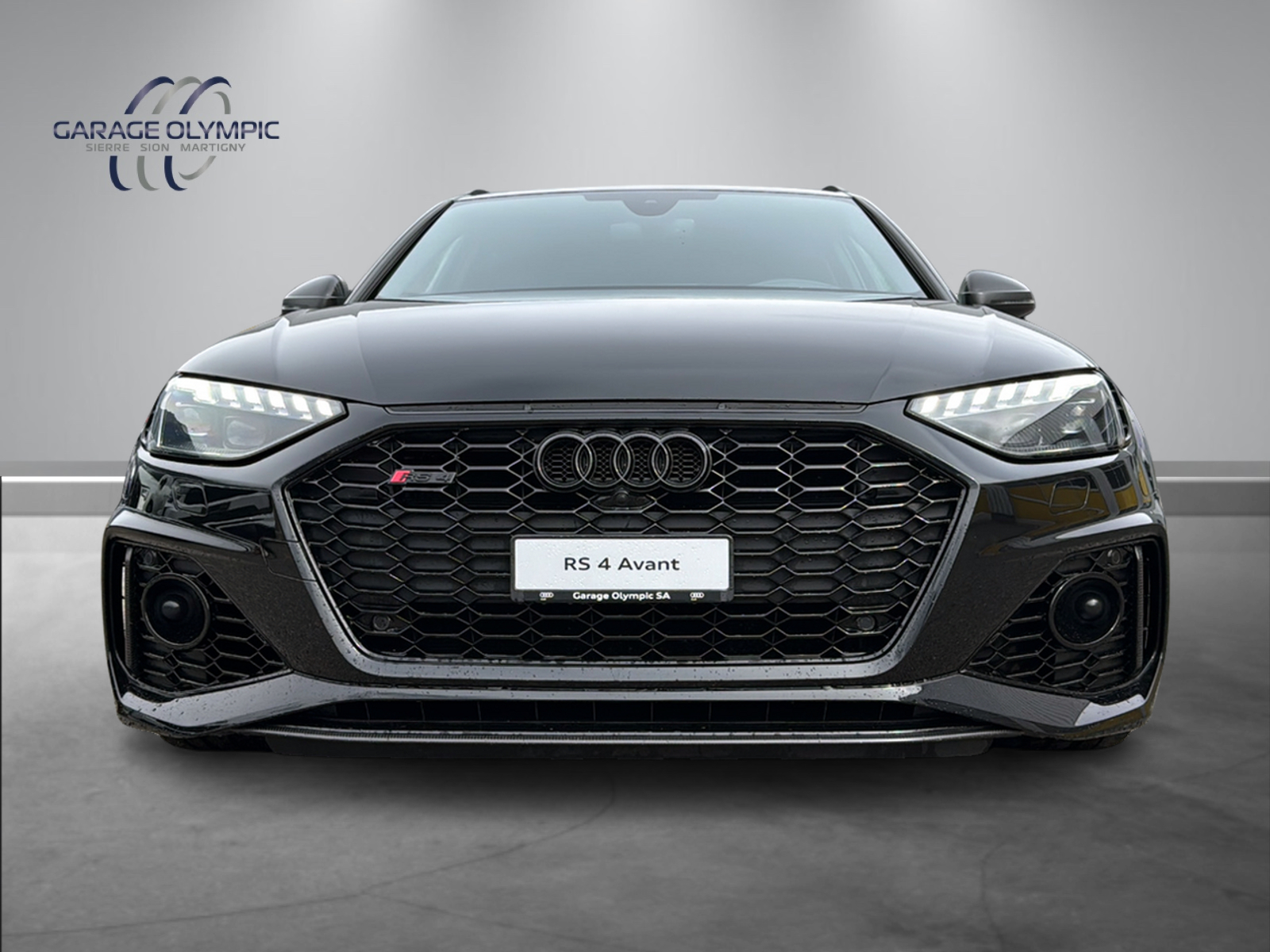 AUDI RS4 Avant quattro tiptronic-showroom-element-1