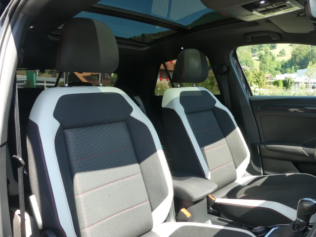 VW T-Roc 2.0 TSI Sport DSG 4Motion-image-10