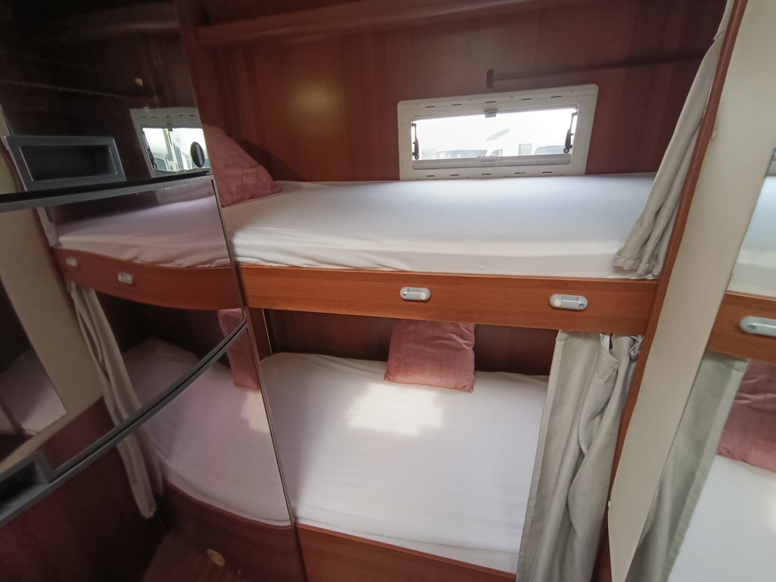 RIMOR Super Brig 689 TC ***das ultimative Familien-Wohnmobil der Oberklasse***-showroom-element-3