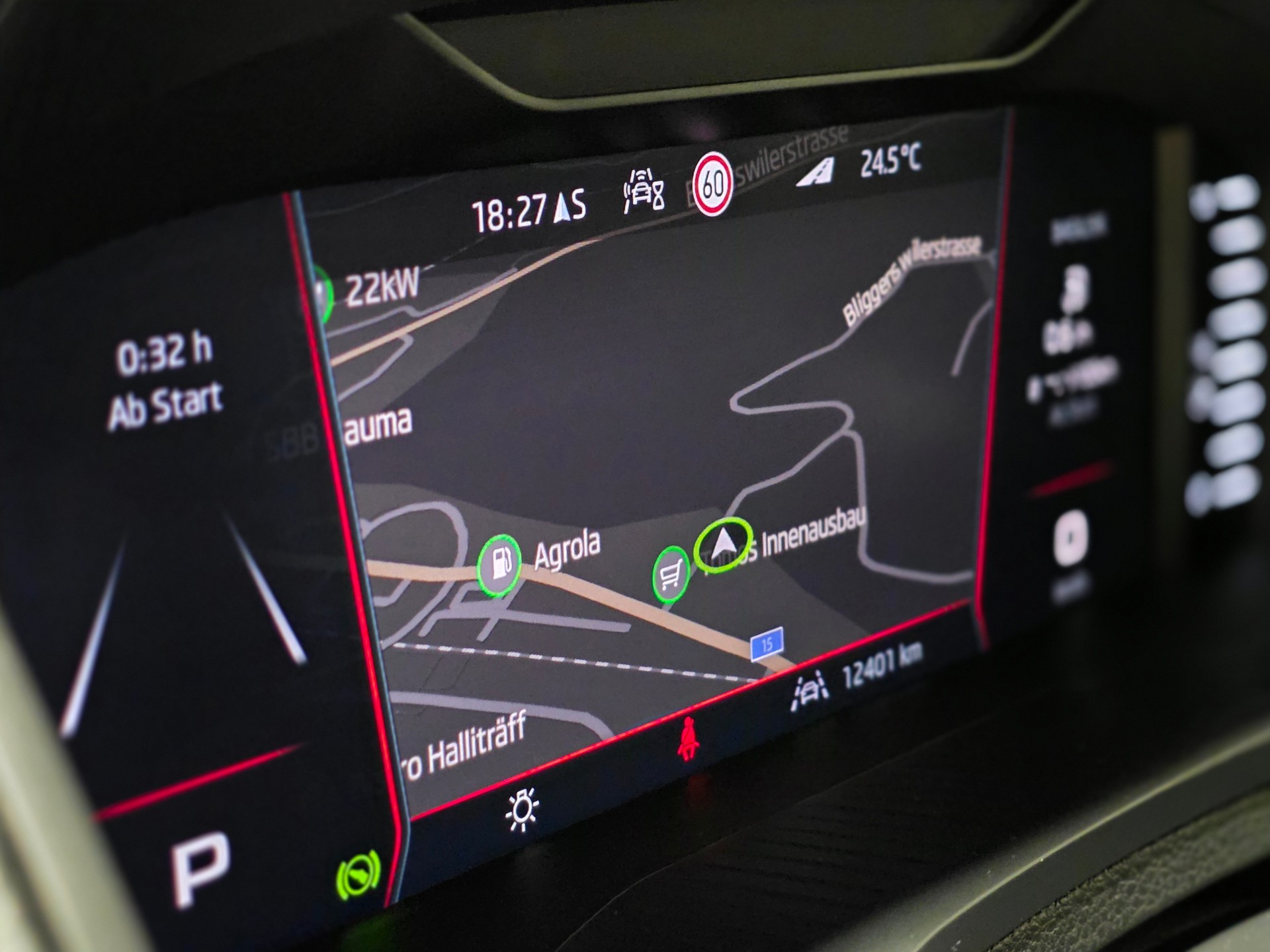 SKODA Karoq 1.5 TSI SportLine DSG-image-8